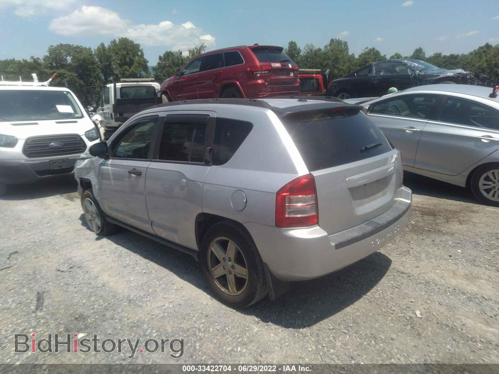 2007 JEEP COMPASS - VIN: 1J8FF47W07D112089 - Фото 3