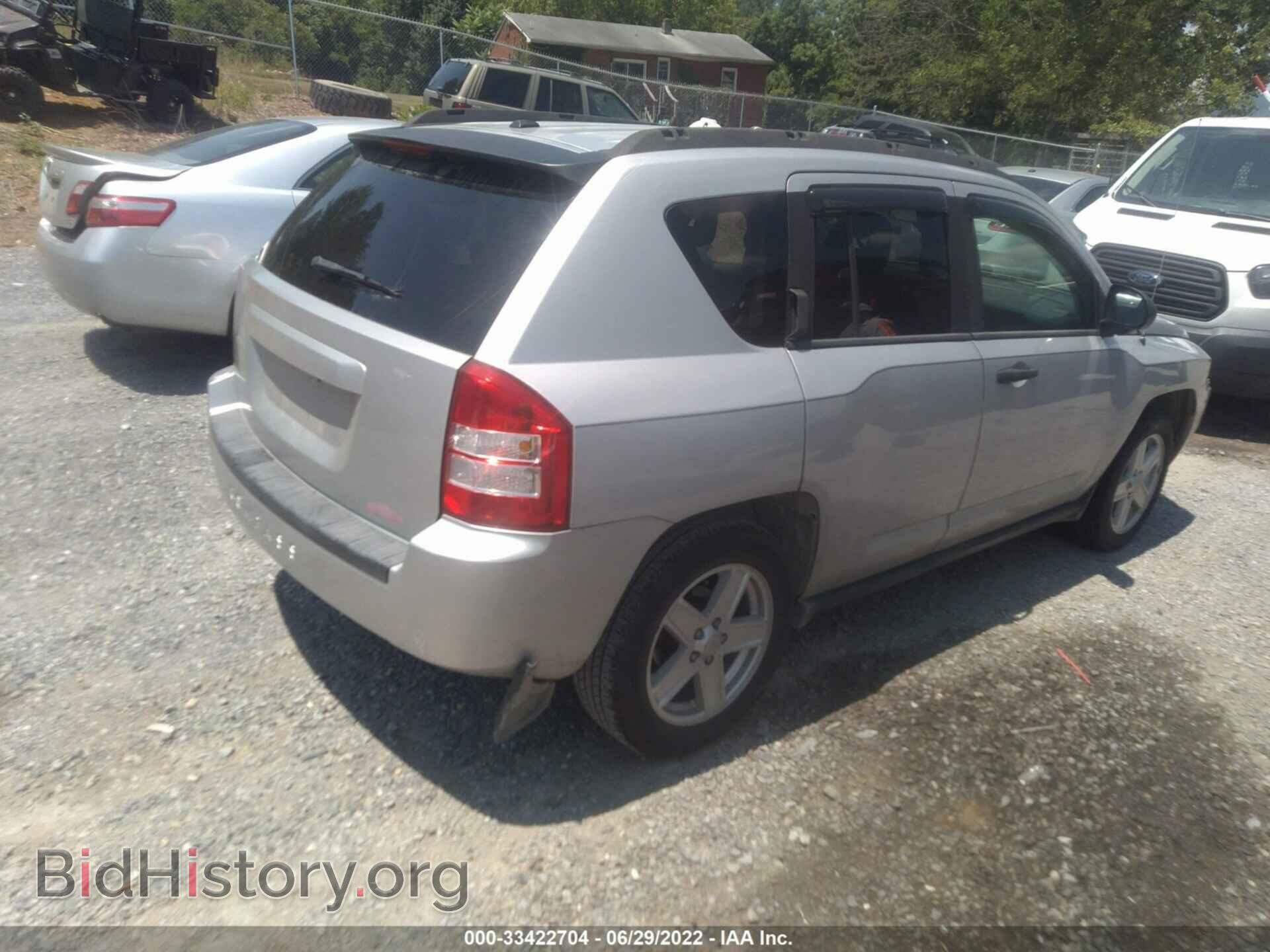 2007 JEEP COMPASS - VIN: 1J8FF47W07D112089 - Фото 4