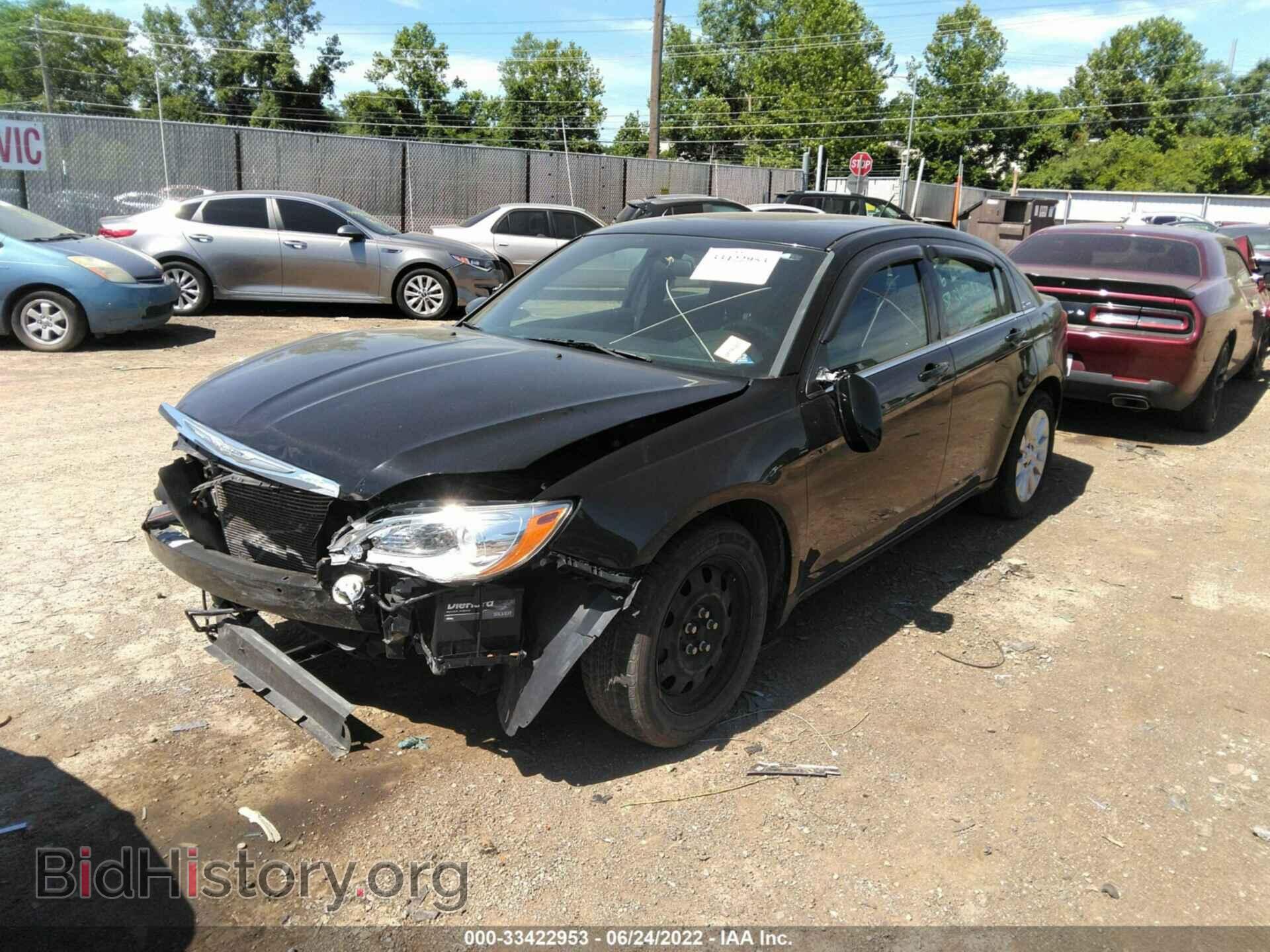 2014 CHRYSLER 200 - VIN: 1C3CCBAB4EN206906 - Фото 2