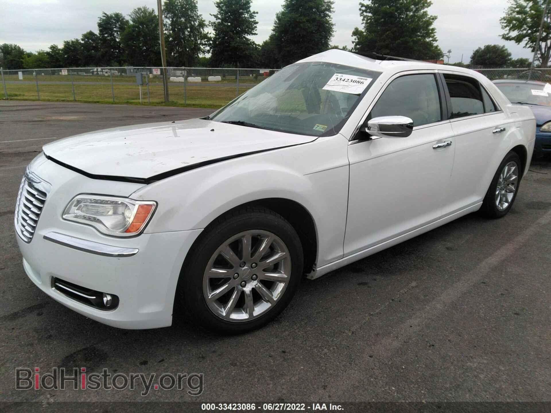 2014 CHRYSLER 300 - VIN: 2C3CCAEG0EH322936 - Photo 2
