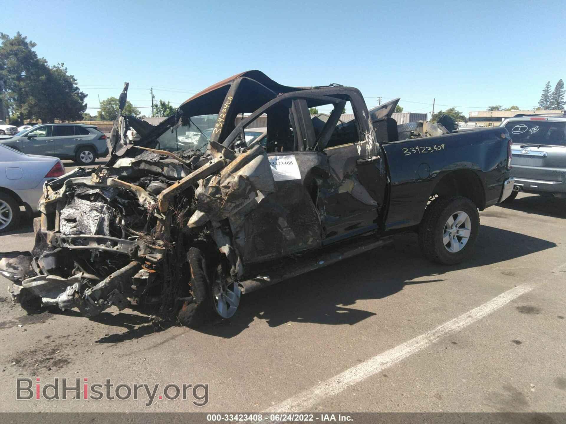 2014 RAM 1500 - VIN: 1C6RR7FT5ES216243 - Photo 2