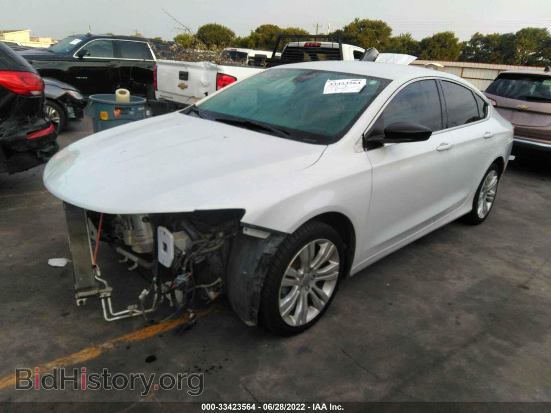 2015 CHRYSLER 200 - VIN: 1C3CCCAB9FN563229 - Фото 2