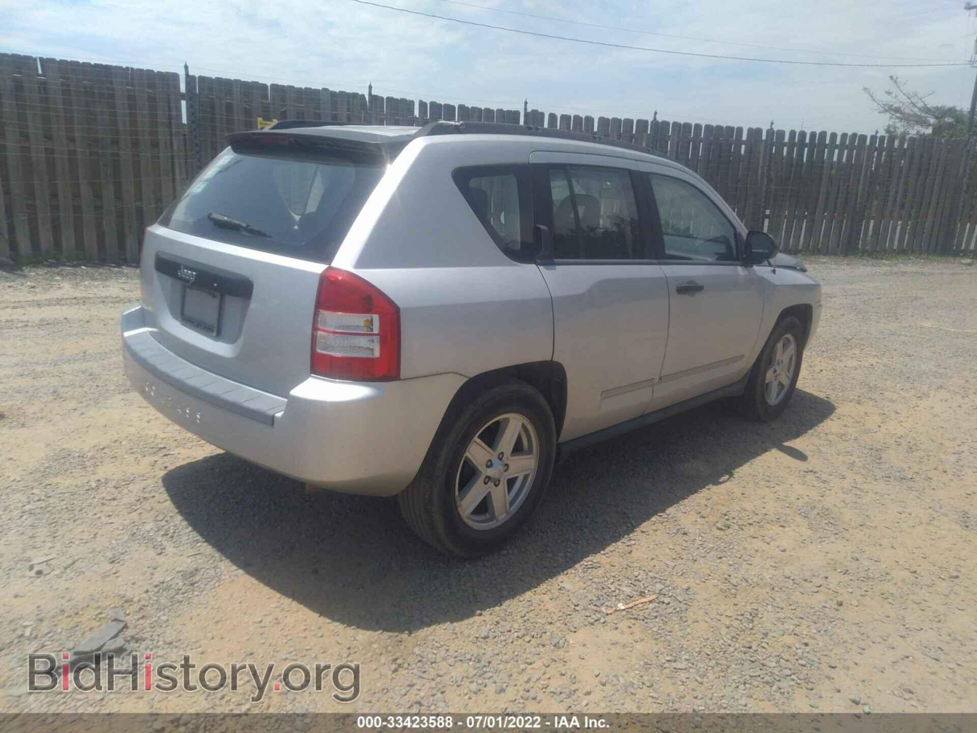 2009 JEEP COMPASS - VIN: 1J4FT47A69D102961 - Фото 4