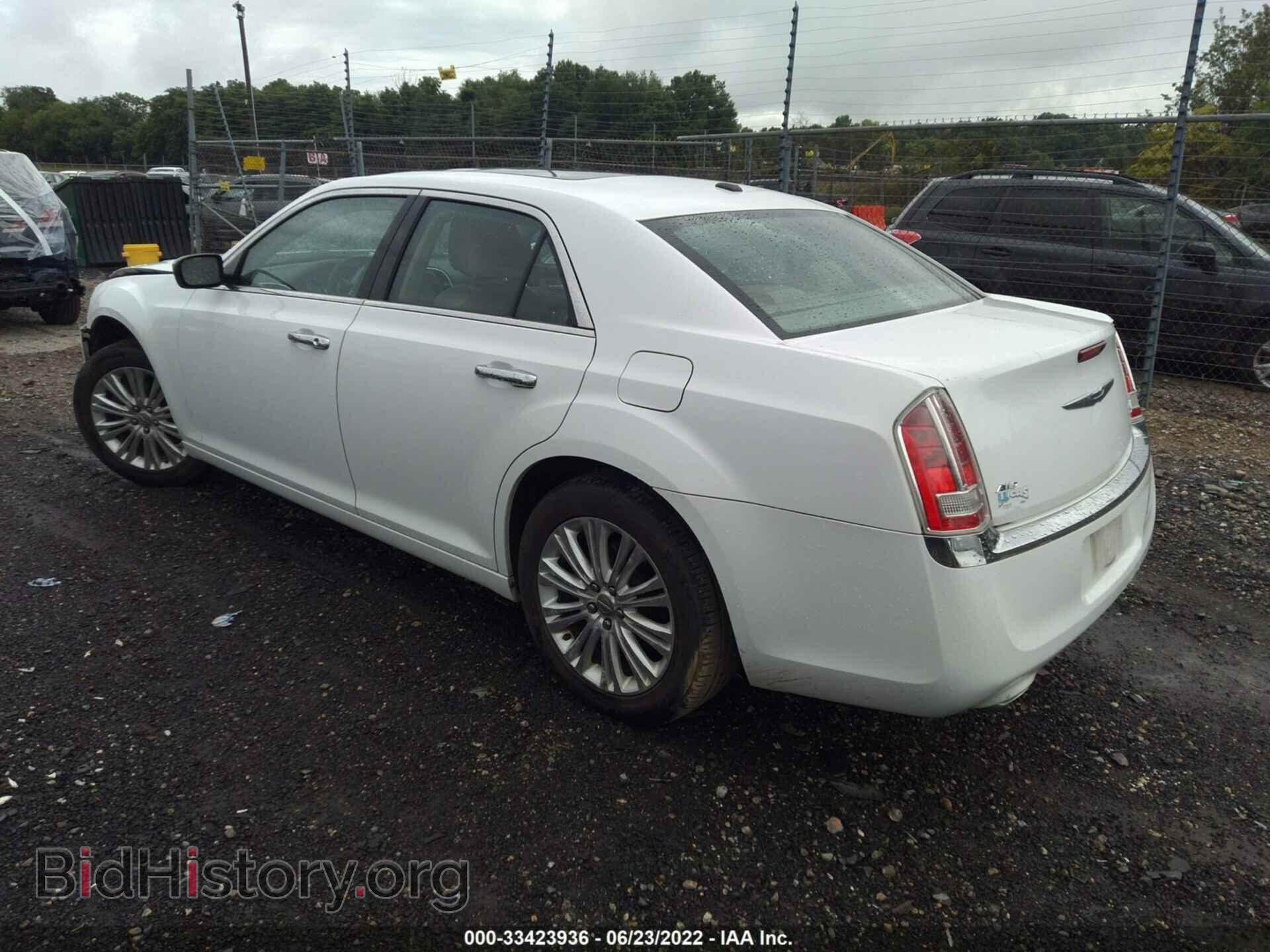 2014 CHRYSLER 300 - VIN: 2C3CCAKG1EH144779 - Фото 3