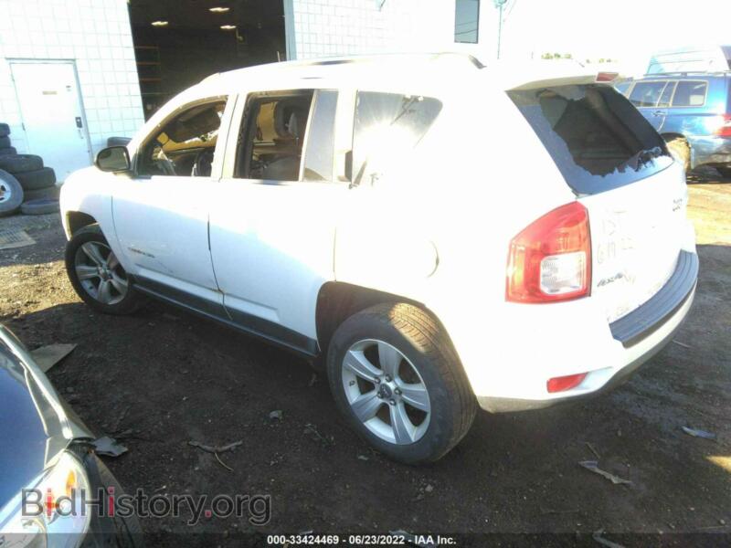 2011 Jeep COMPASS (VIN 1J4NF1FB6BD197412) — фото 3 из 10