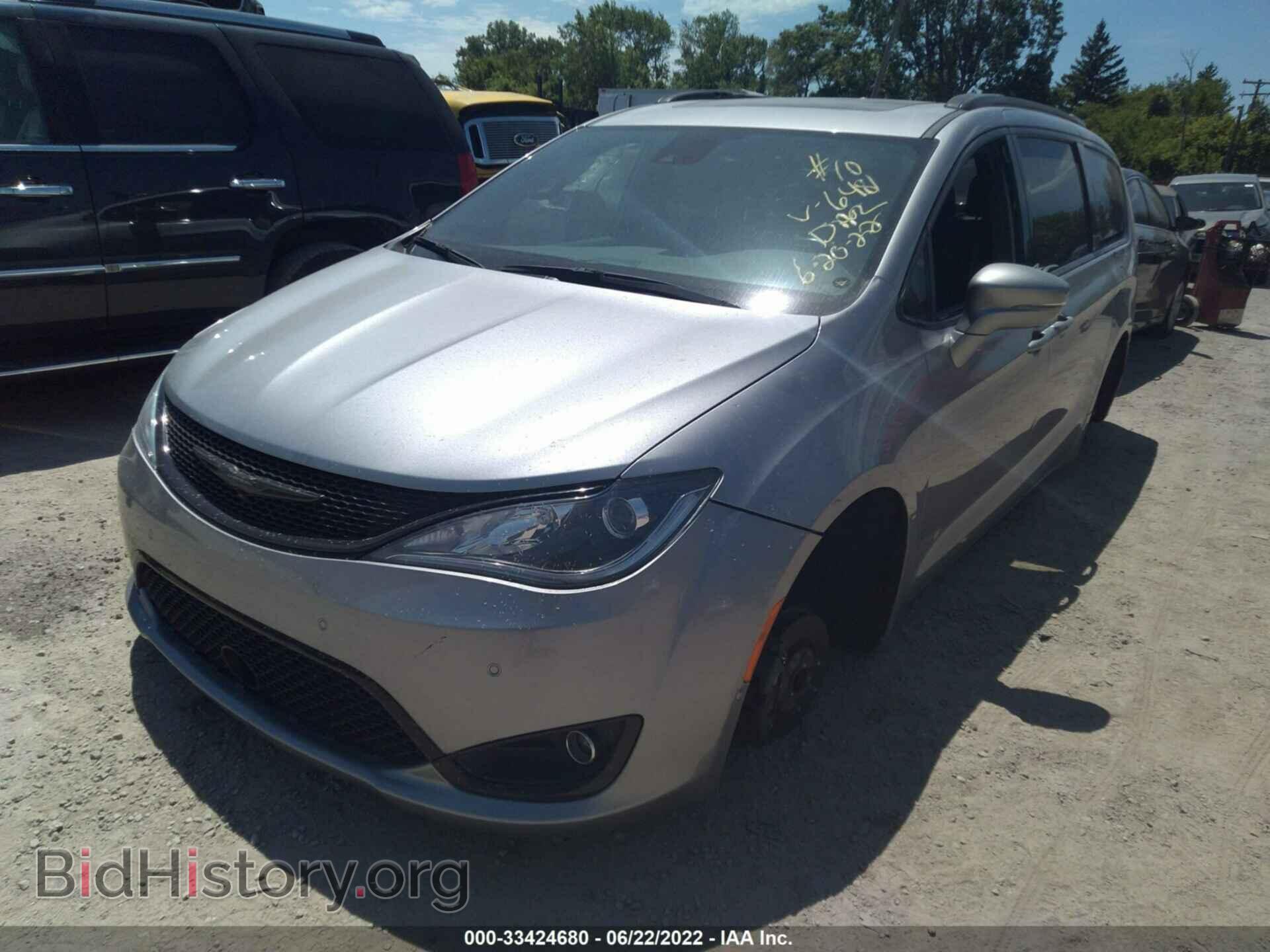 2019 CHRYSLER PACIFICA - VIN: 2C4RC1GG4KR576481 - Фото 2