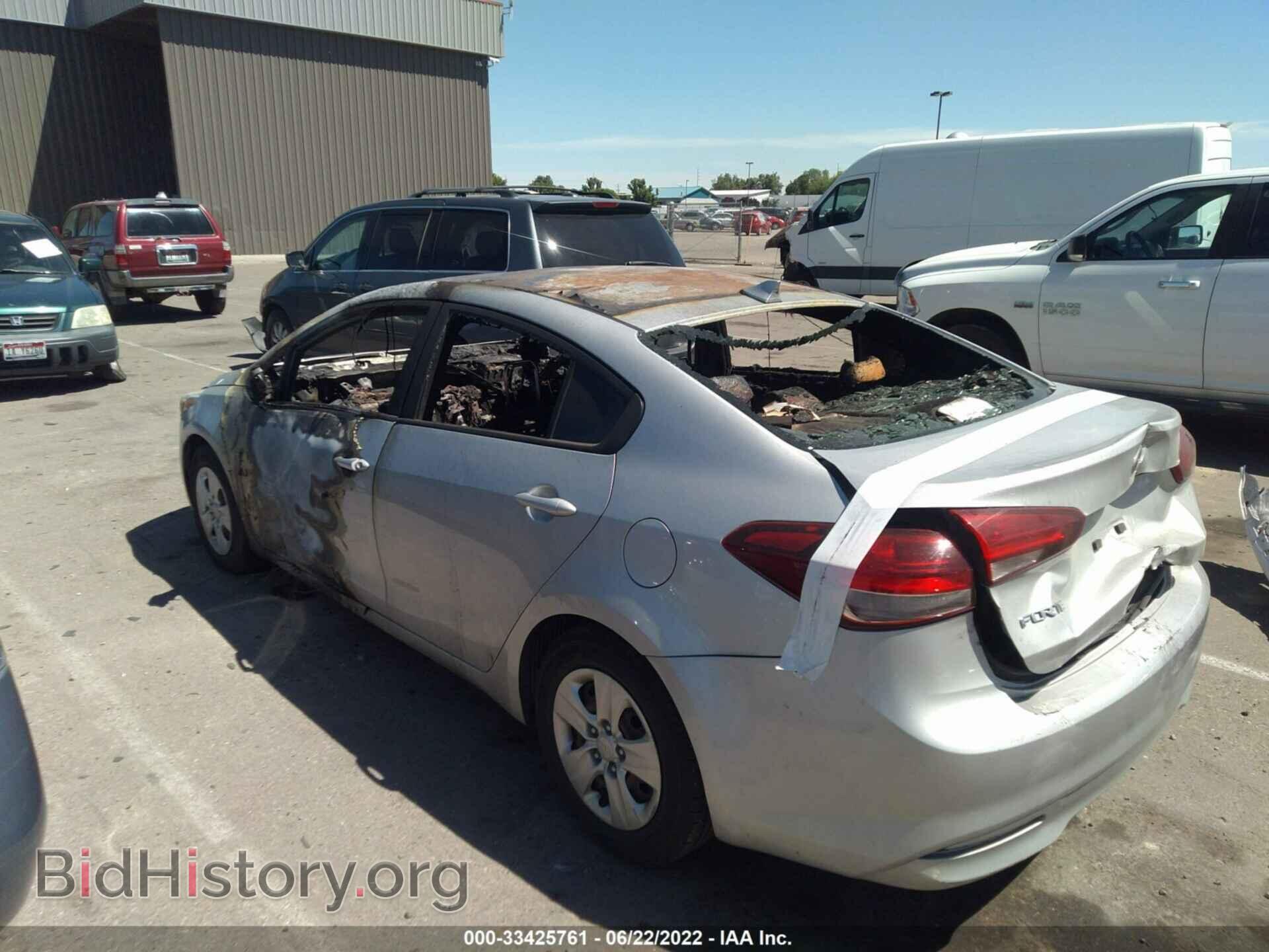 2017 KIA FORTE - VIN: 3KPFK4A78HE132658 - Photo 3