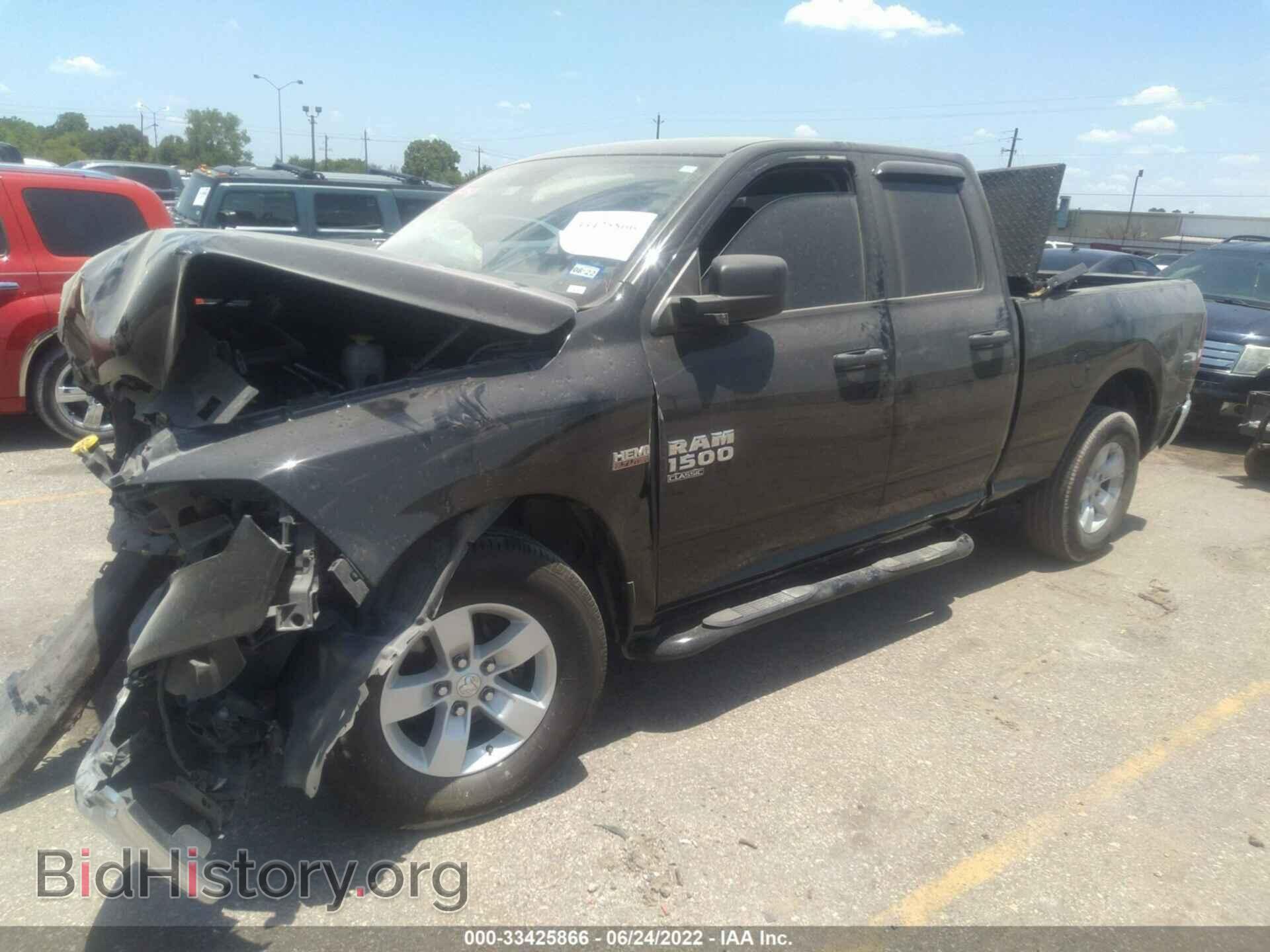 2019 RAM 1500 CLASSIC - VIN: 1C6RR6FT4KS723981 - Фото 2