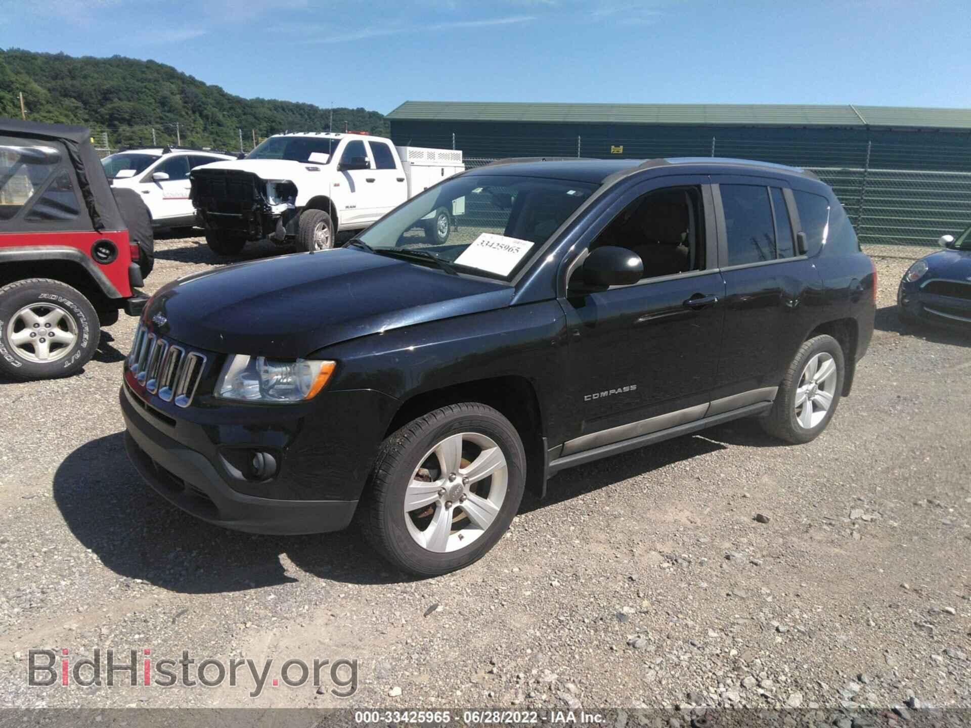 2011 JEEP COMPASS - VIN: 1J4NT1FB8BD137804 - Фото 2