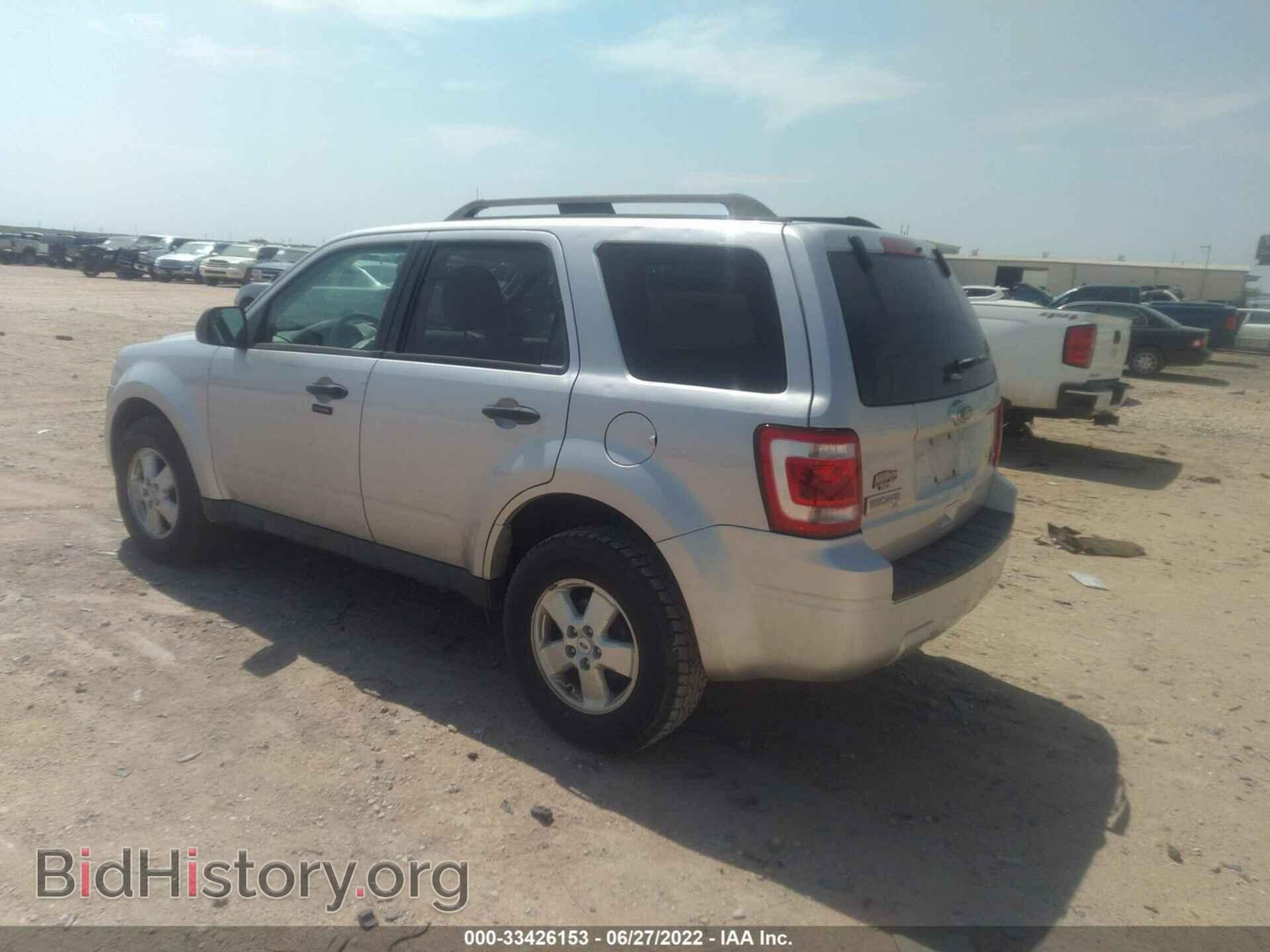 2011 FORD ESCAPE - VIN: 1FMCU0DG8BKB98046 - Фото 3