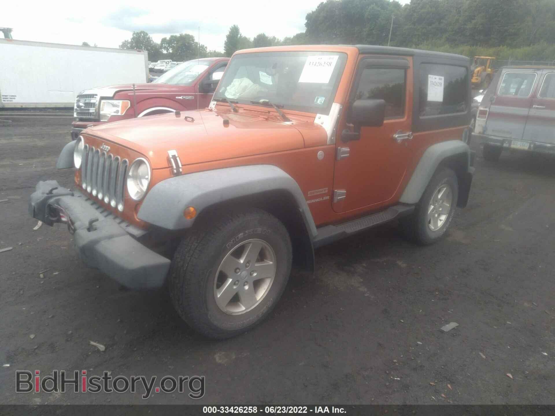 2011 JEEP WRANGLER - VIN: 1J4AA2D13BL507633 - Фото 2