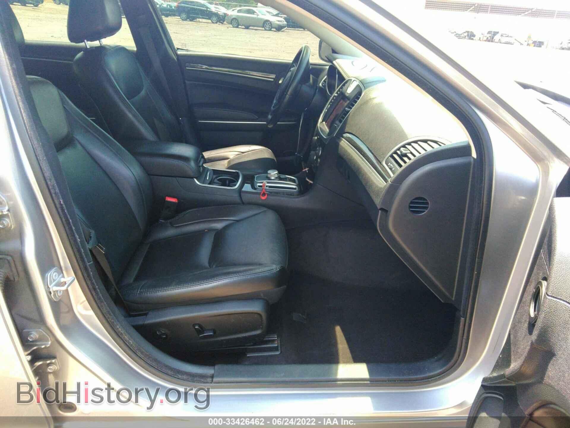 2017 CHRYSLER 300 - VIN: 2C3CCAAG6HH607599 - Фото 5