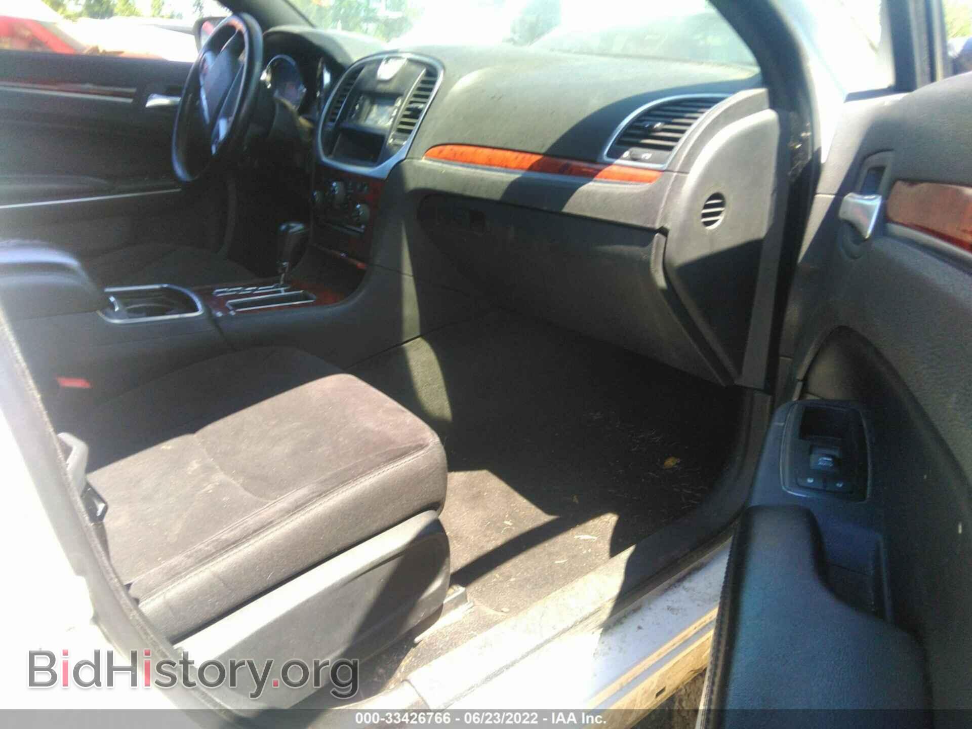 2012 CHRYSLER 300 - VIN: 2C3CCAAG1CH114101 - Photo 5
