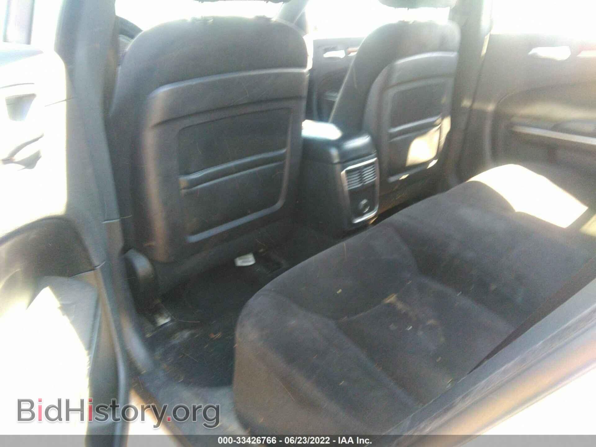 2012 CHRYSLER 300 - VIN: 2C3CCAAG1CH114101 - Photo 8