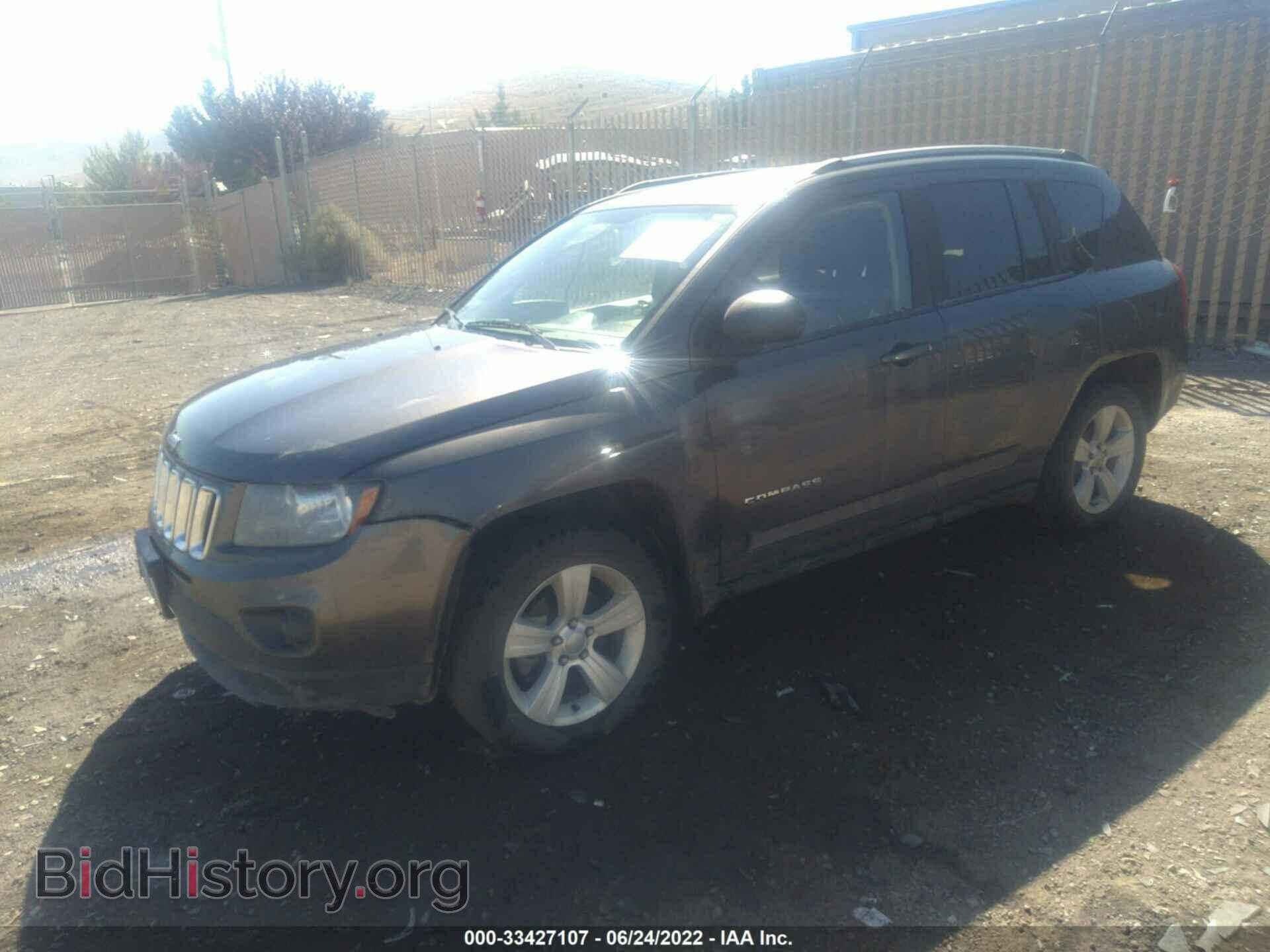 2015 JEEP COMPASS - VIN: 1C4NJCBBXFD210142 - Фото 2