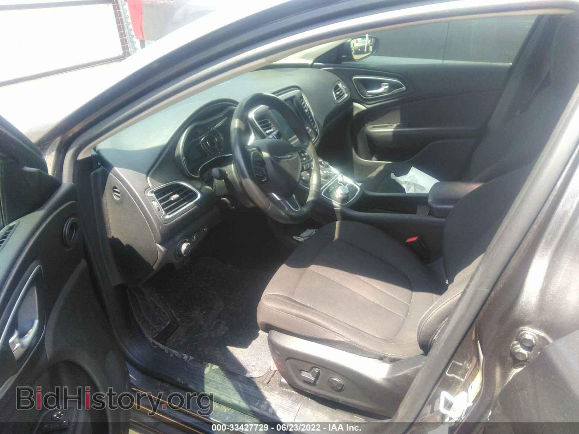 2016 CHRYSLER 200 - VIN: 1C3CCCAB0GN107931 - Фото 5