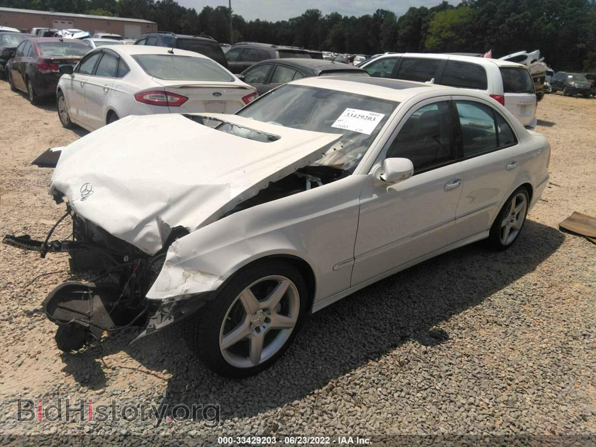 2009 MERCEDES-BENZ E-CLASS - VIN: WDBUF56X99B423323 - Фото 2