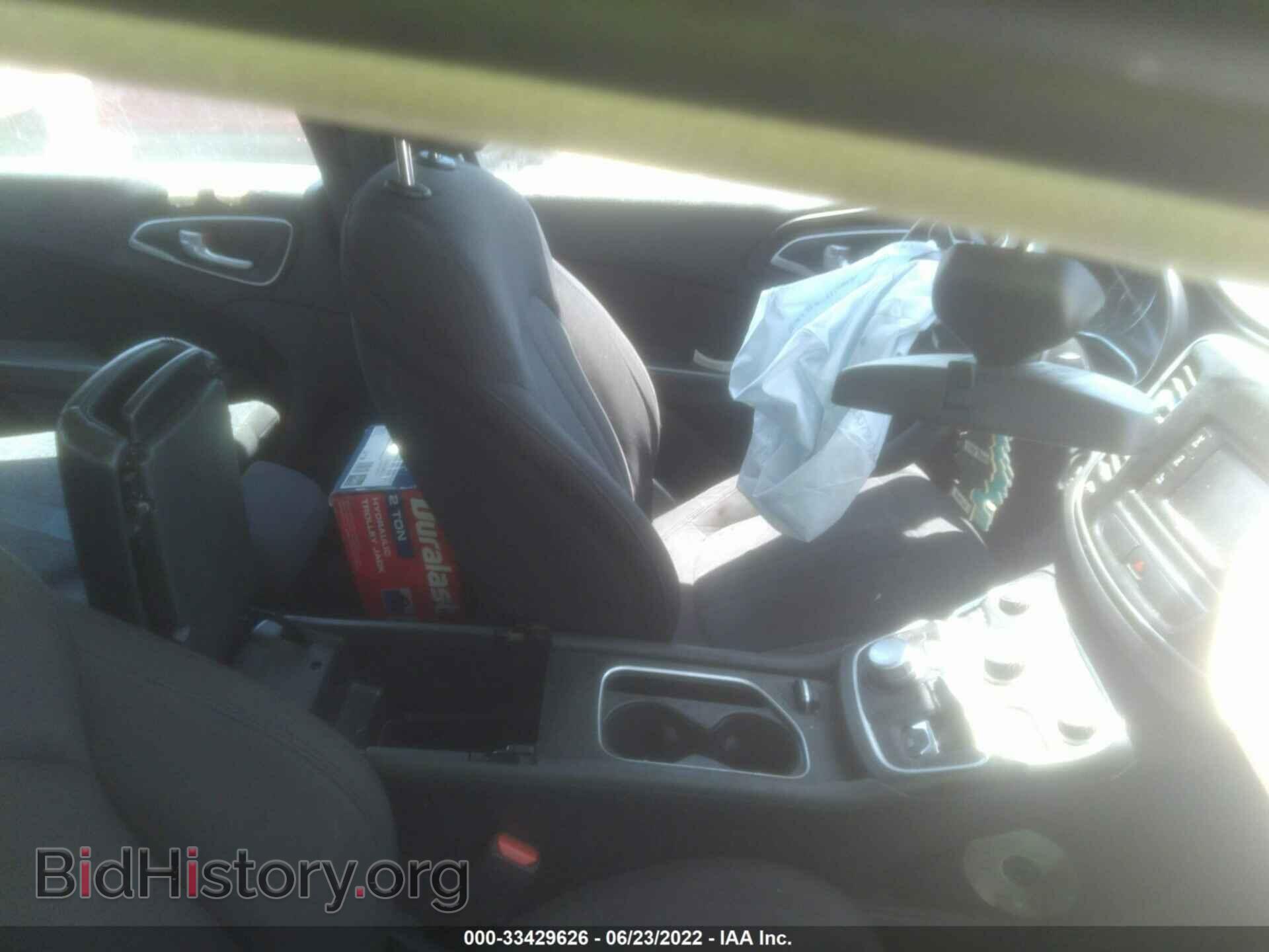 2015 CHRYSLER 200 - VIN: 1C3CCCAB6FN676121 - Фото 5