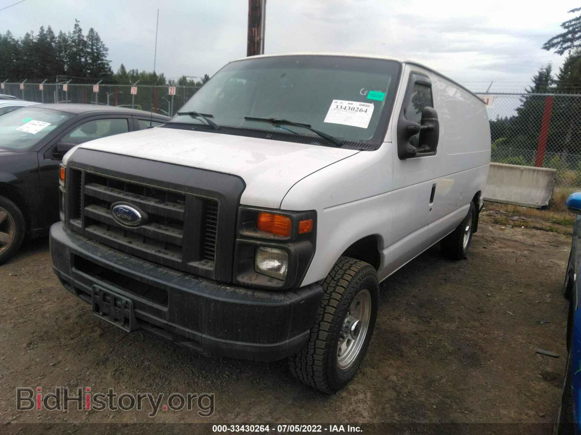 2011 FORD ECONOLINE CARGO VAN - VIN: 1FTNE1EW8BDA61828 - Photo 2
