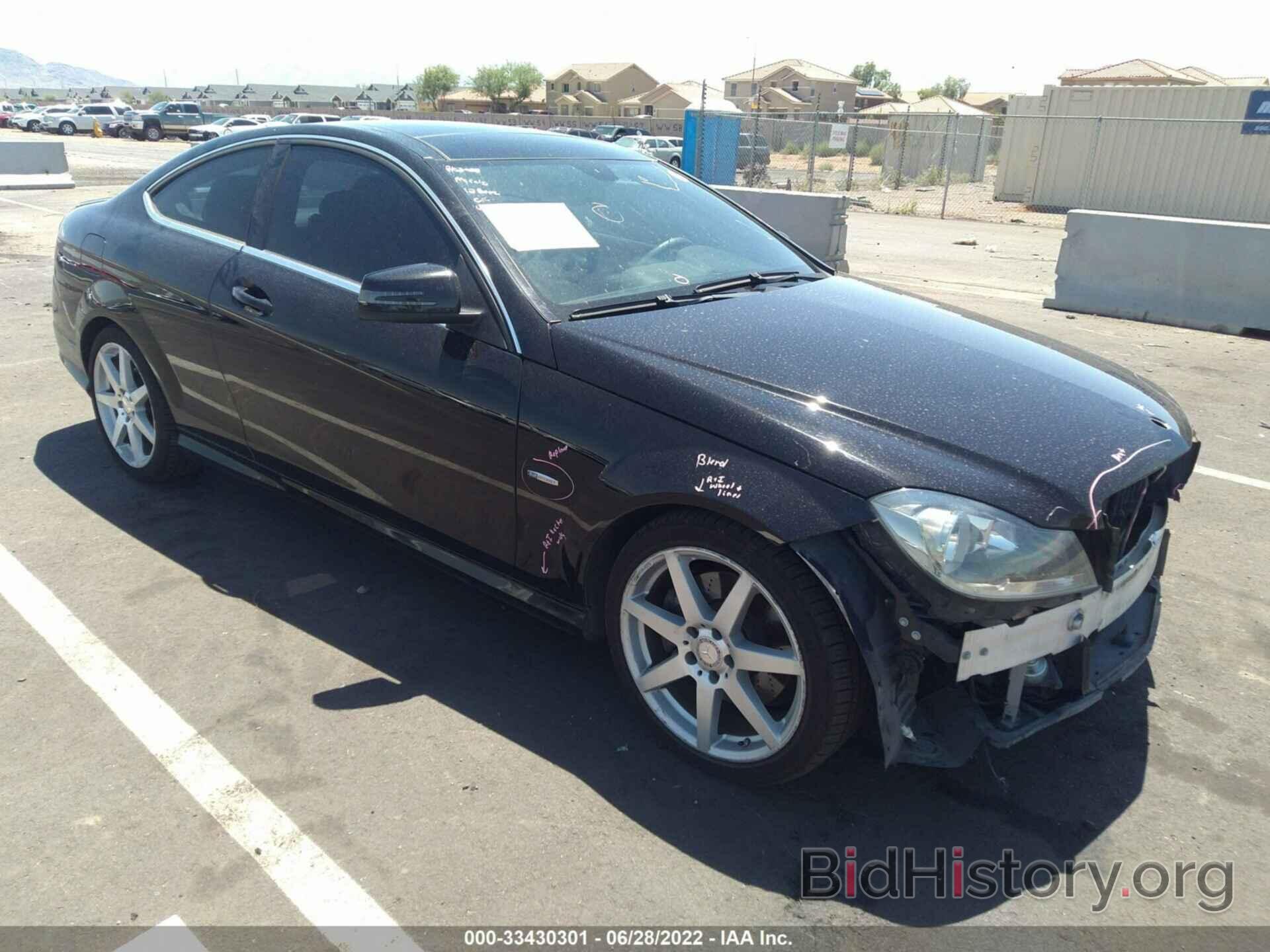 Photo WDDGJ5HB5CF746224 - MERCEDES-BENZ C-CLASS 2012