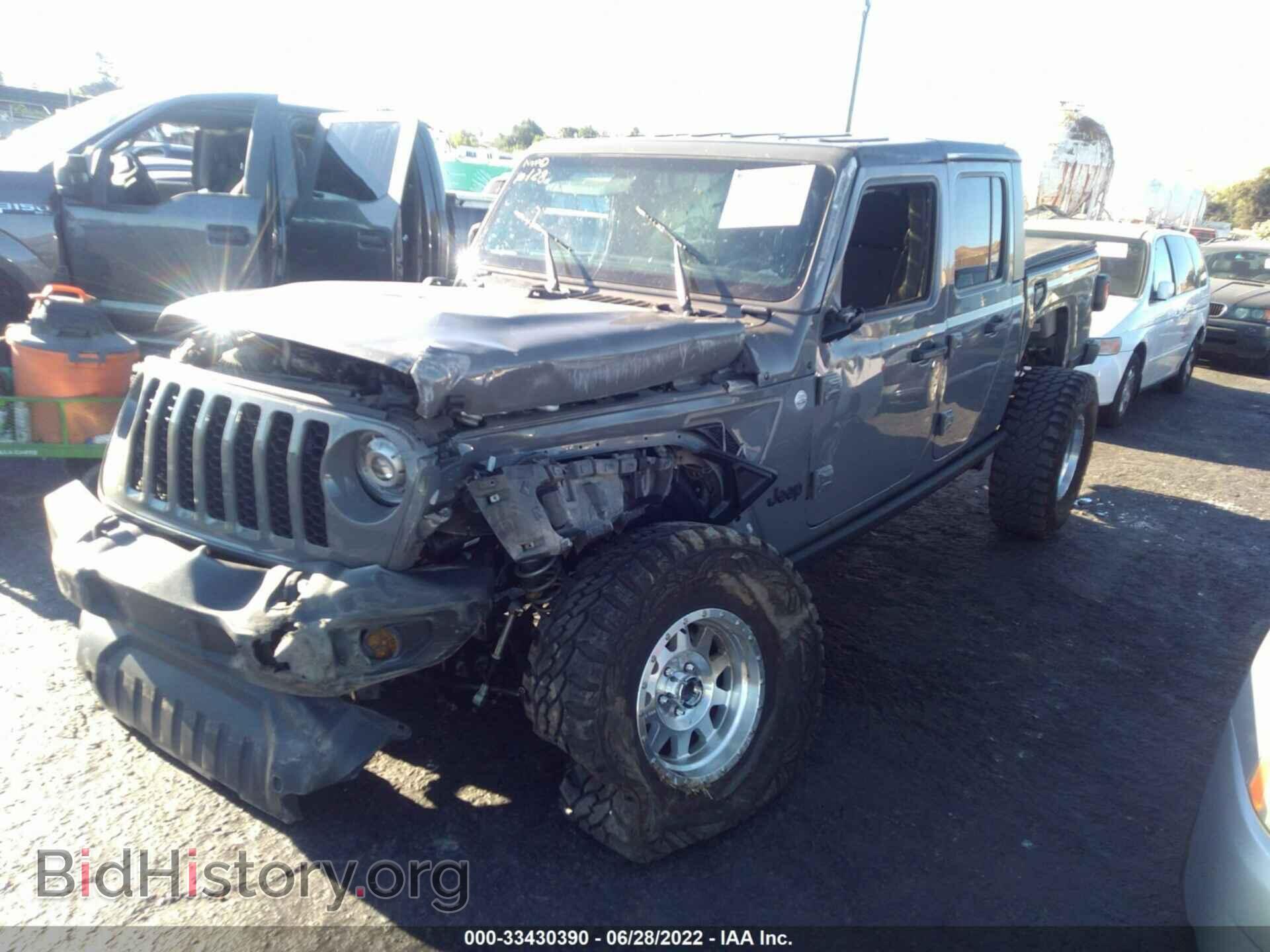 2020 JEEP GLADIATOR - VIN: 1C6HJTAG8LL197474 - Фото 2