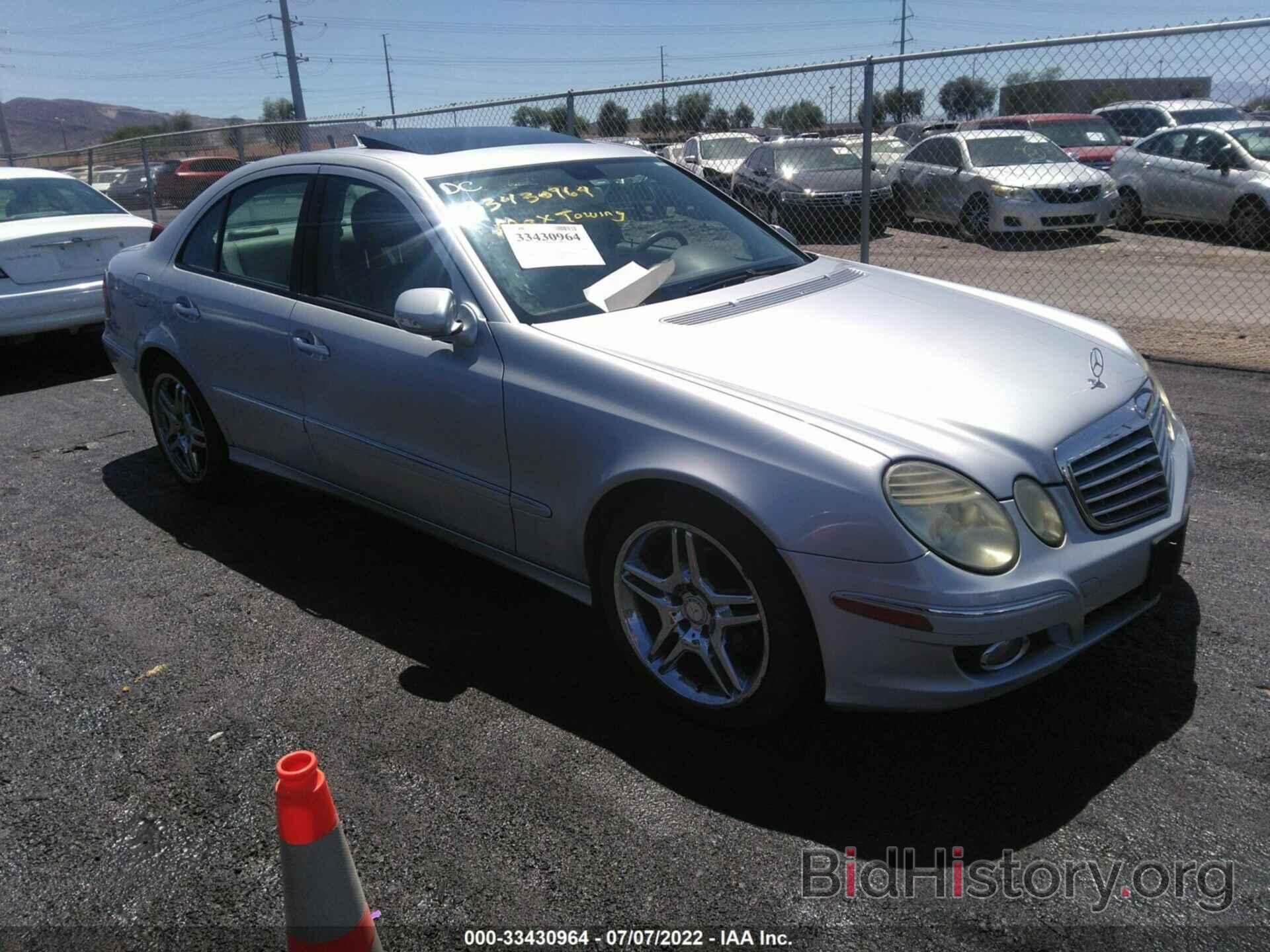 Photo WDBUF56X97B025087 - MERCEDES-BENZ E-CLASS 2007