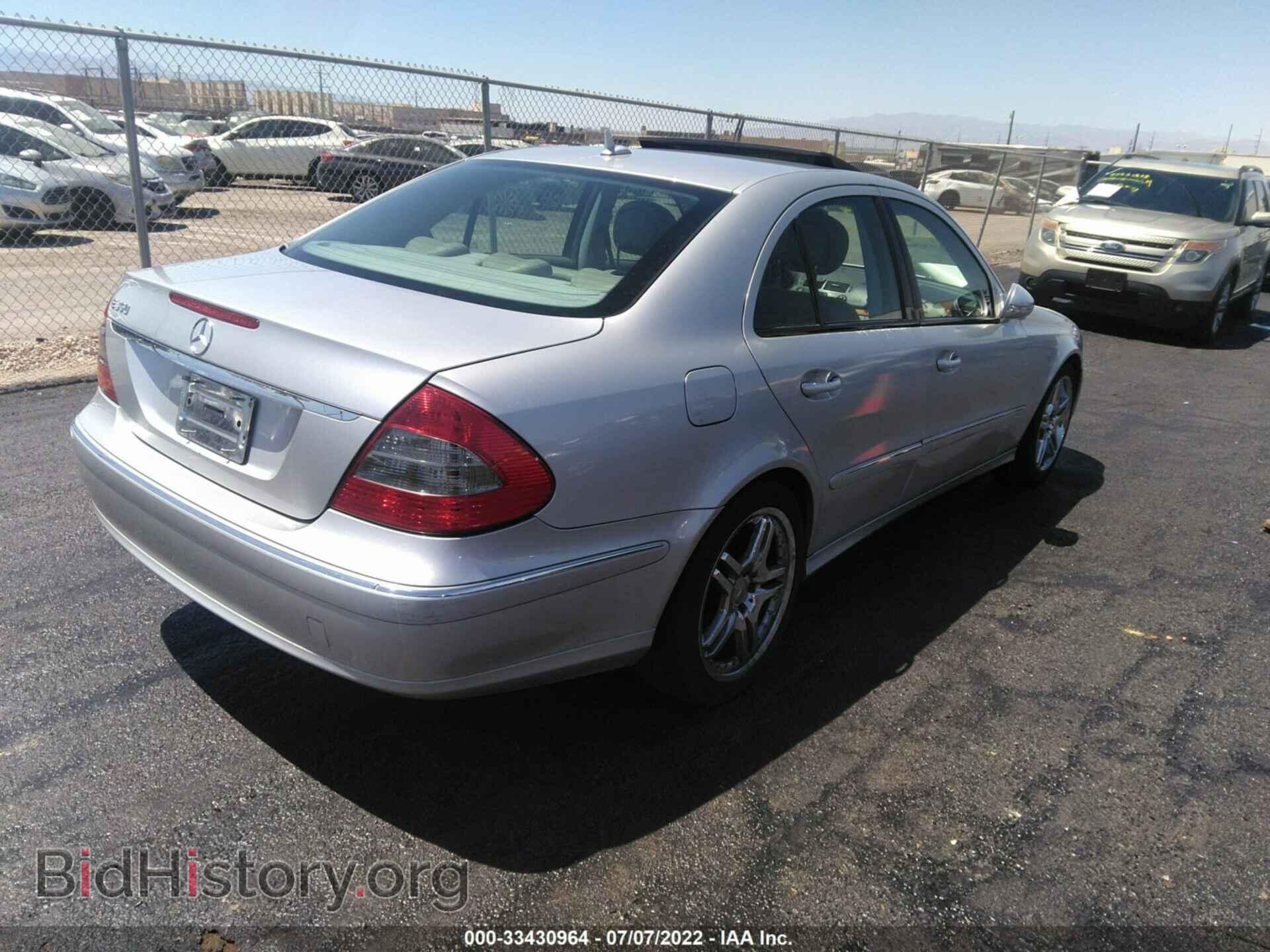 2007 MERCEDES-BENZ E-CLASS - VIN: WDBUF56X97B025087 - Фото 4