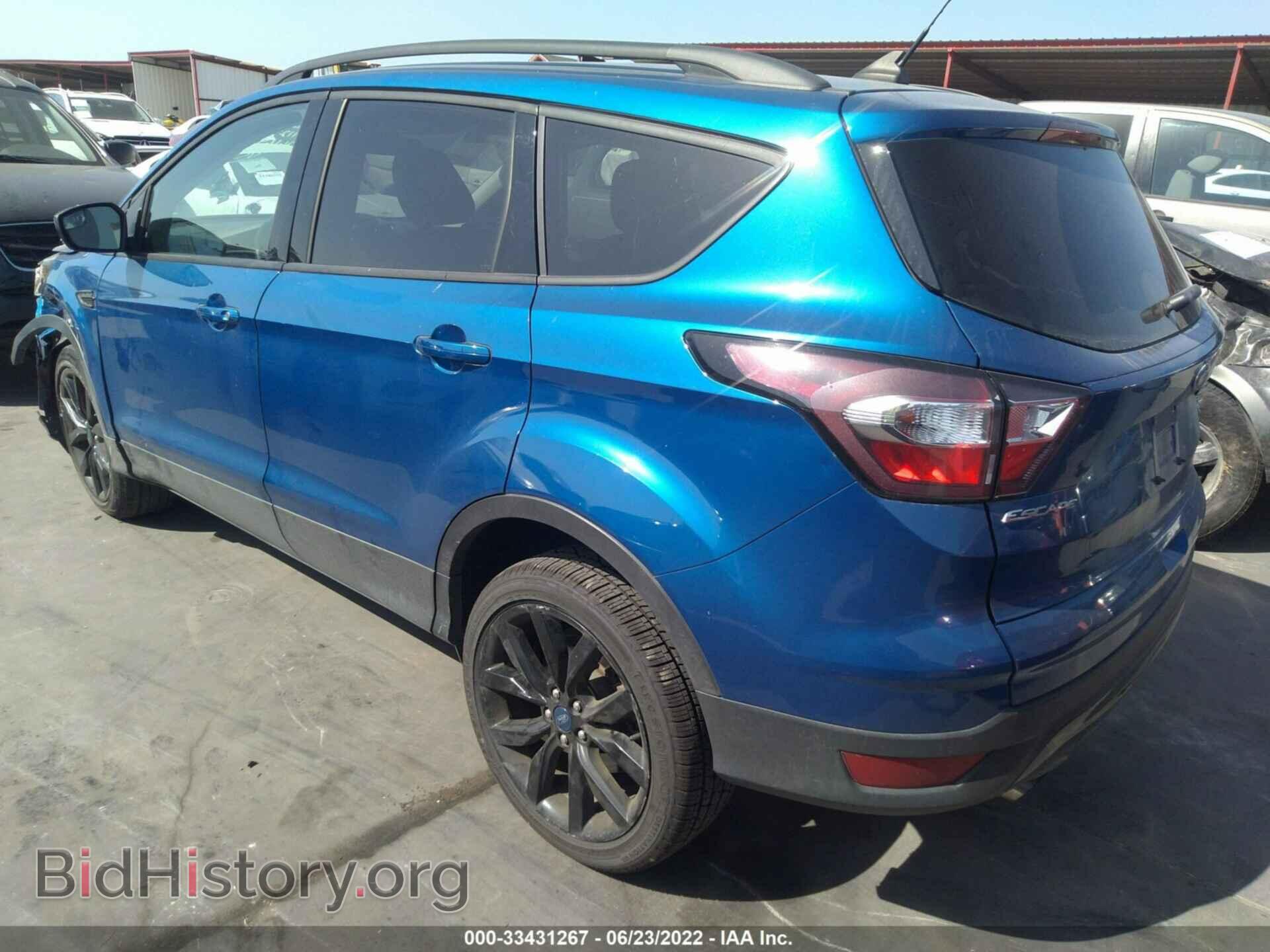 2018 FORD ESCAPE - VIN: 1FMCU0GD6JUD20391 - Фото 3