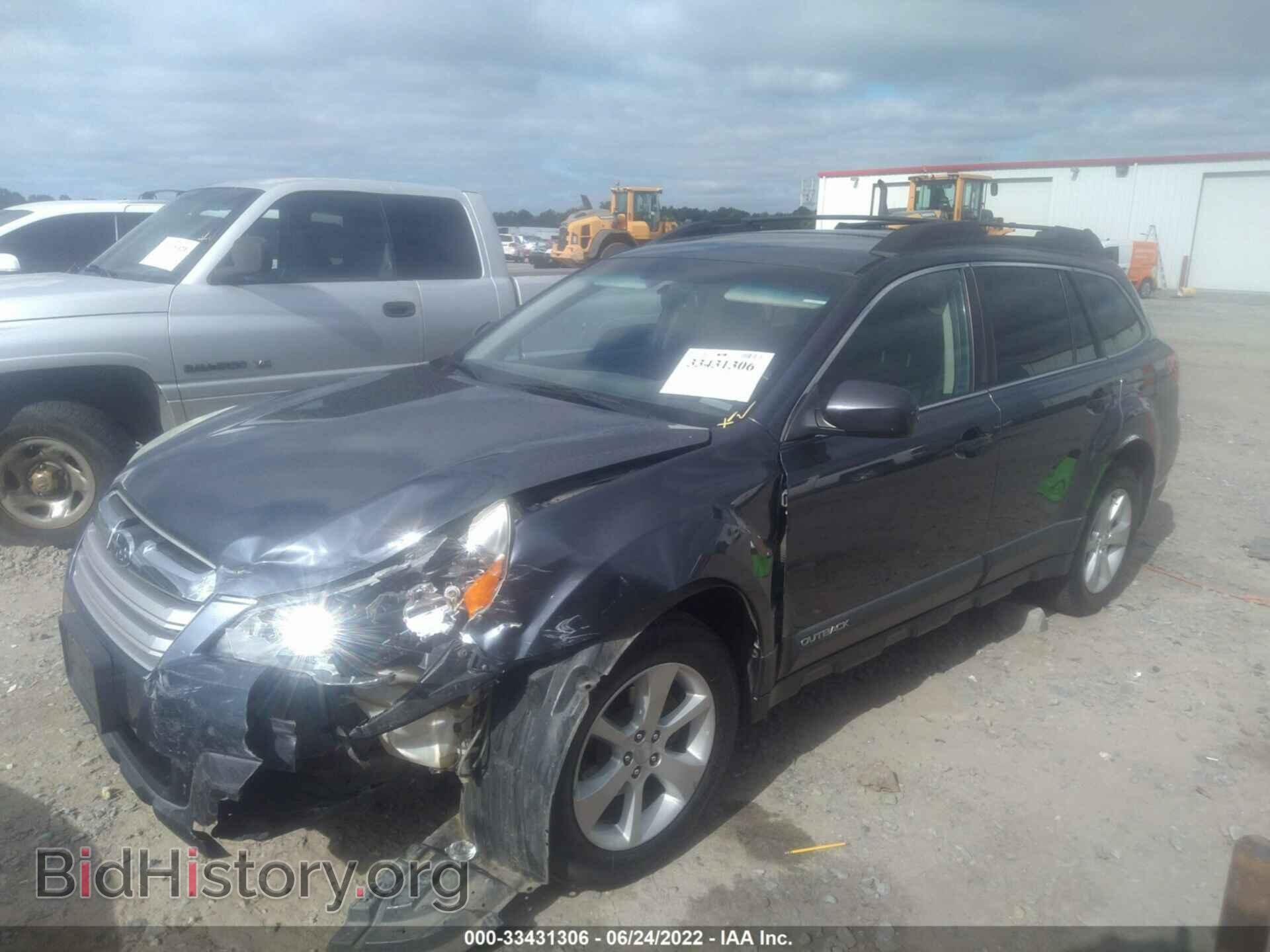 2014 SUBARU OUTBACK - VIN: 4S4BRBCC4E1273424 - Фото 2
