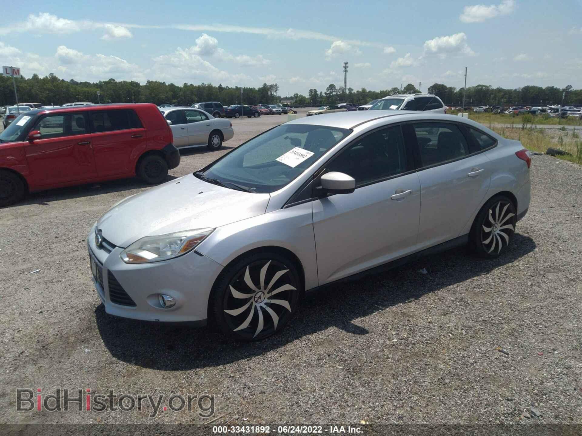 2012 FORD FOCUS - VIN: 1FAHP3F22CL104166 - Photo 2