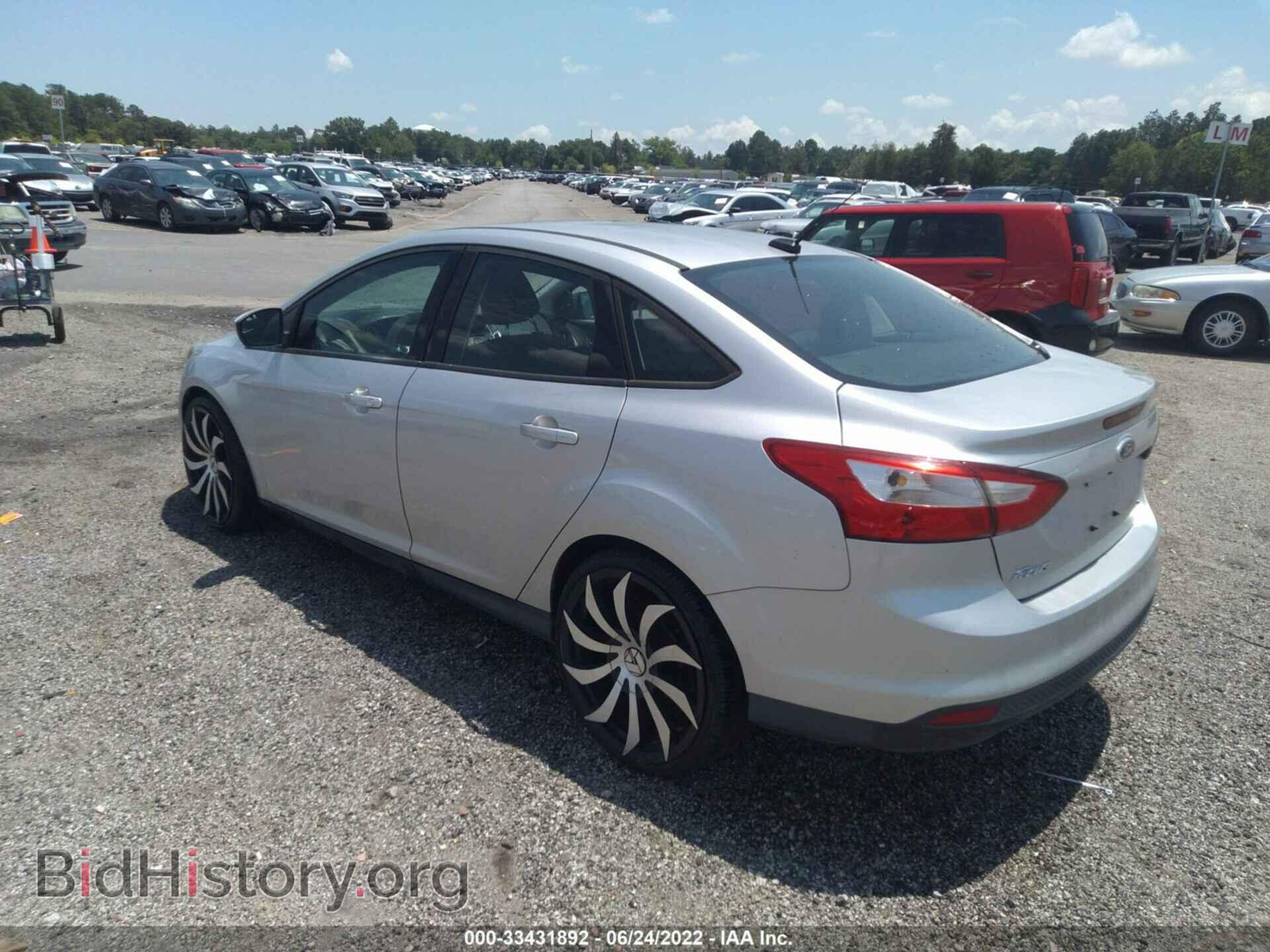 2012 FORD FOCUS - VIN: 1FAHP3F22CL104166 - Photo 3