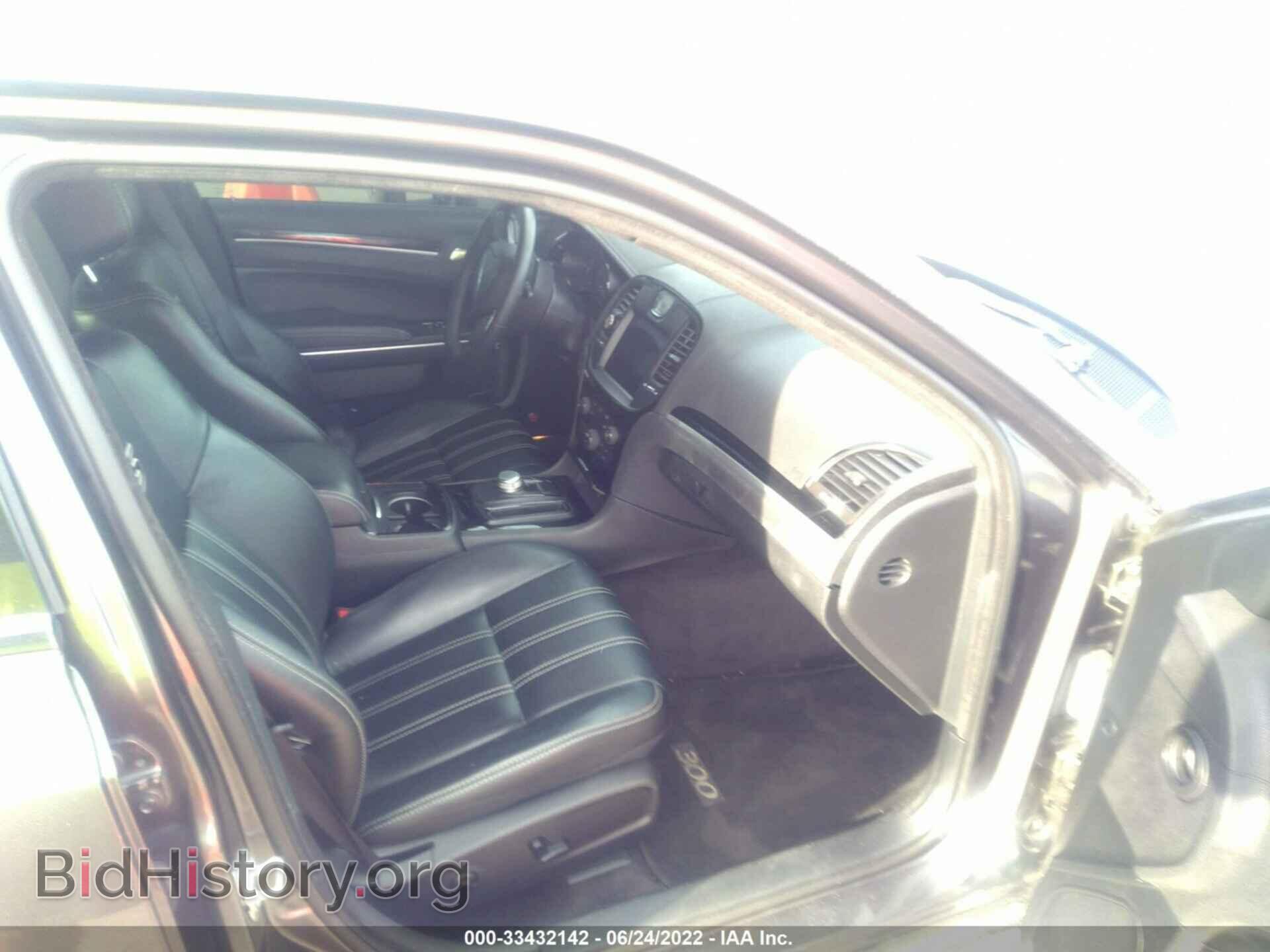 2017 CHRYSLER 300 - VIN: 2C3CCABG4HH538507 - Фото 5