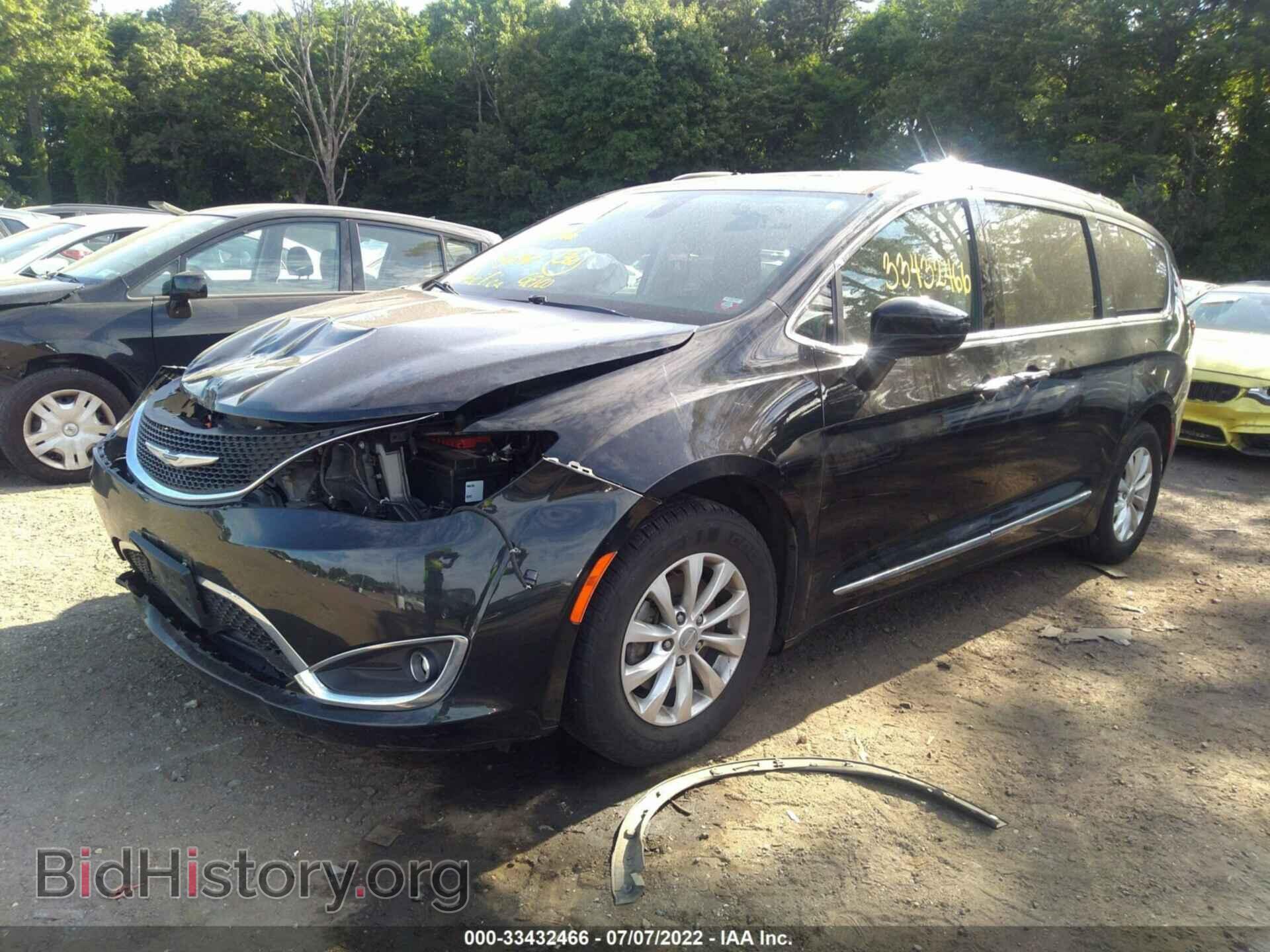 2019 CHRYSLER PACIFICA - VIN: 2C4RC1BG0KR720776 - Photo 2