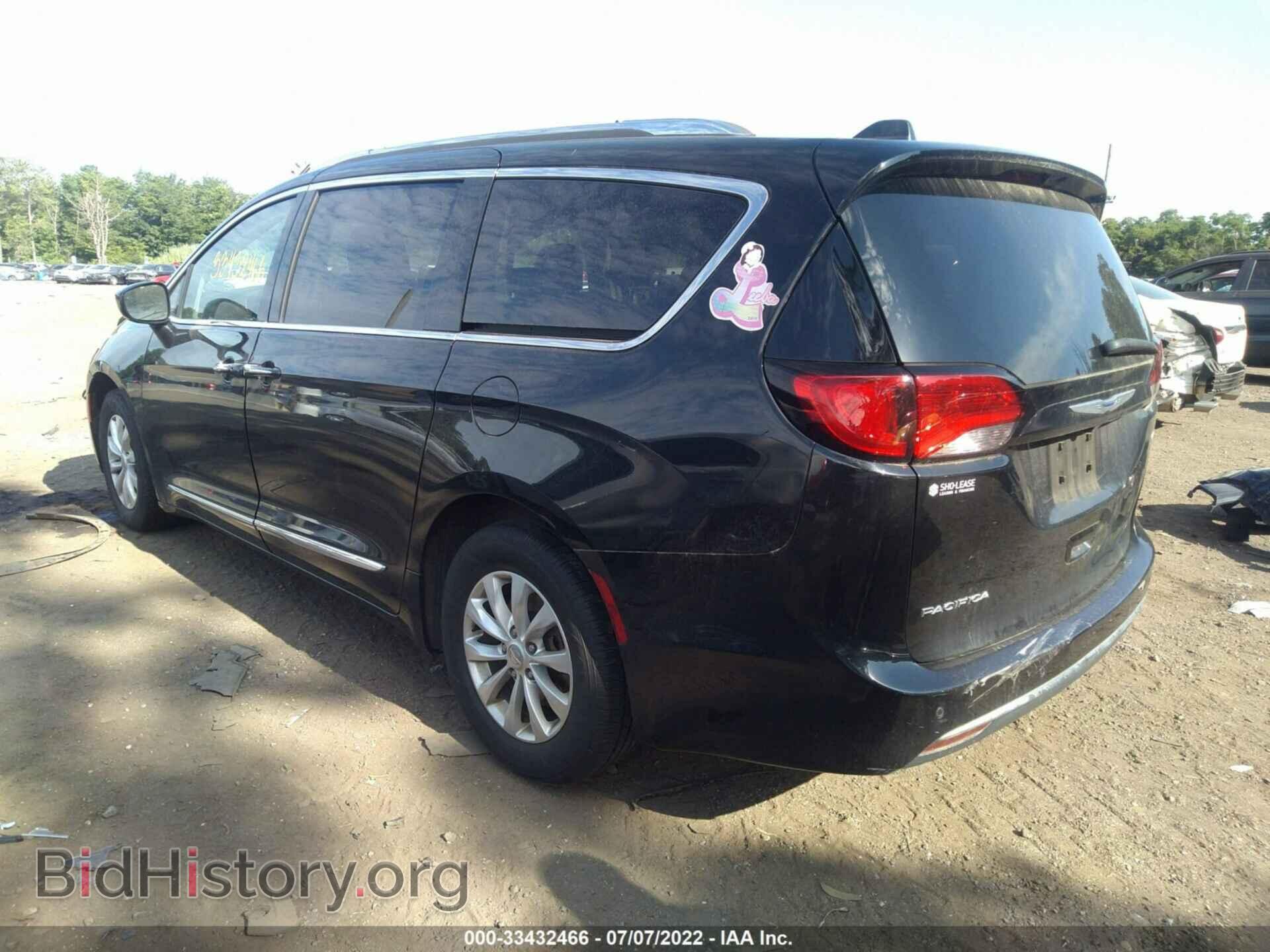 2019 CHRYSLER PACIFICA - VIN: 2C4RC1BG0KR720776 - Photo 3