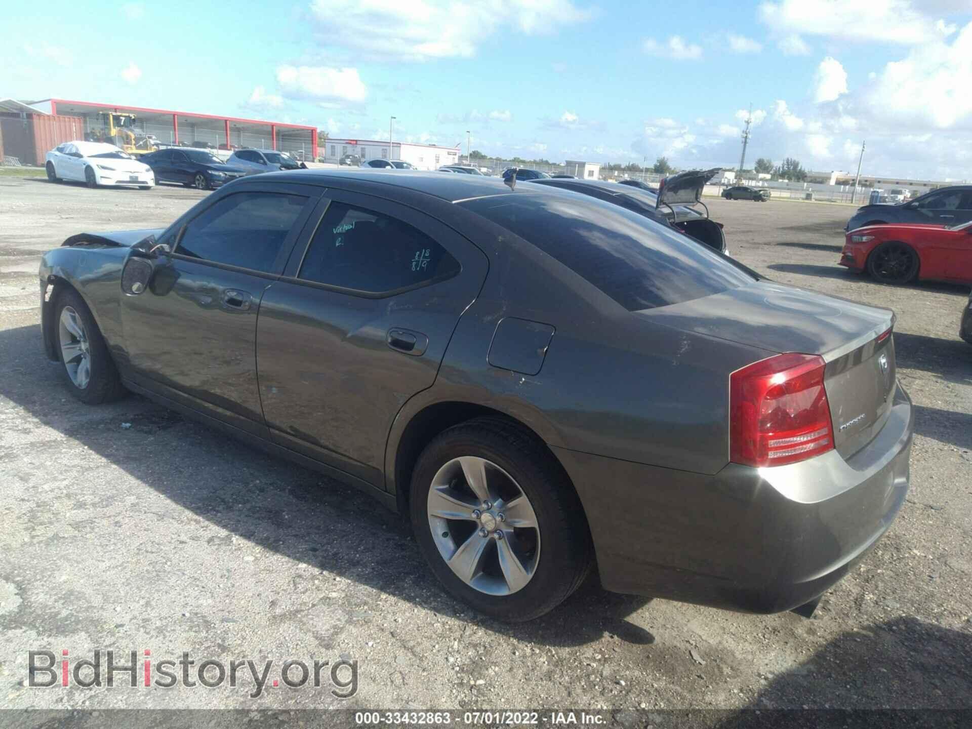 2008 DODGE CHARGER - VIN: 2B3KA43RX8H259739 - Фото 3