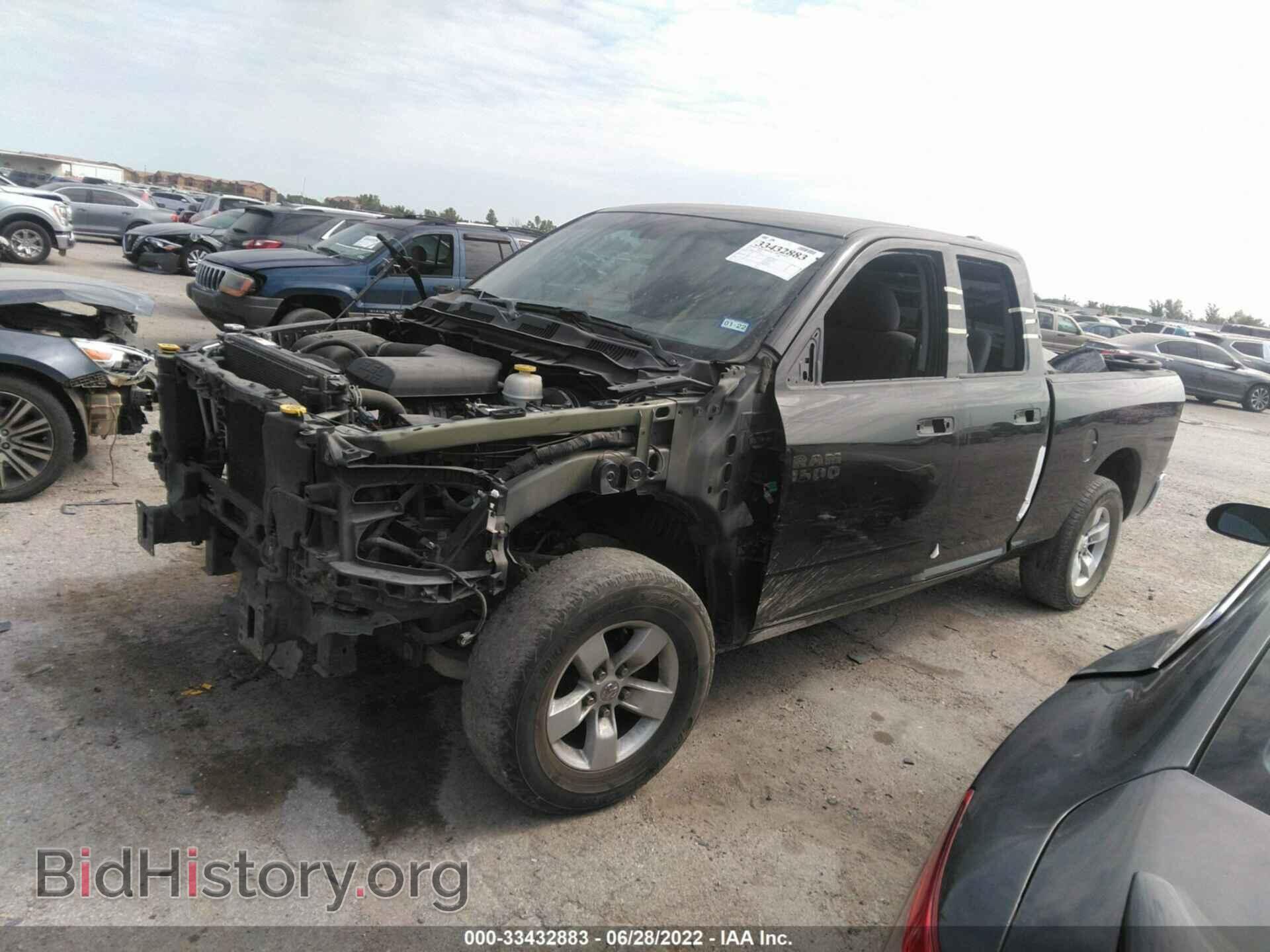 2018 RAM 1500 - VIN: 1C6RR6GG4JS119234 - Photo 2