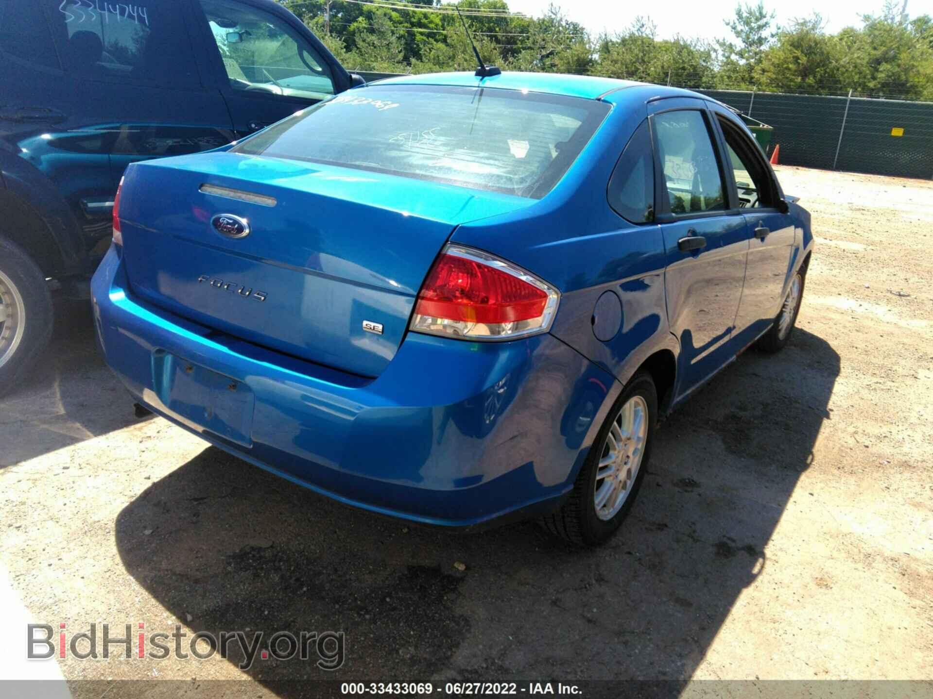2011 FORD FOCUS - VIN: 1FAHP3FN2BW136929 - Photo 4