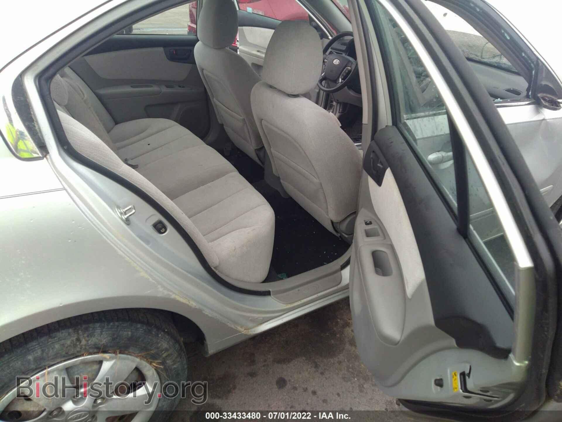 2007 KIA OPTIMA - VIN: KNAGE123675157054 - Фото 8