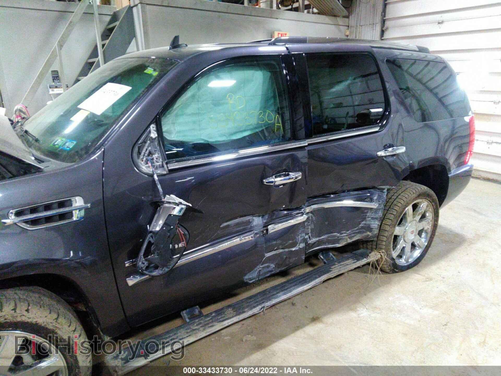 2011 CADILLAC ESCALADE - VIN: 1GYS4CEF4BR307997 - Фото 6