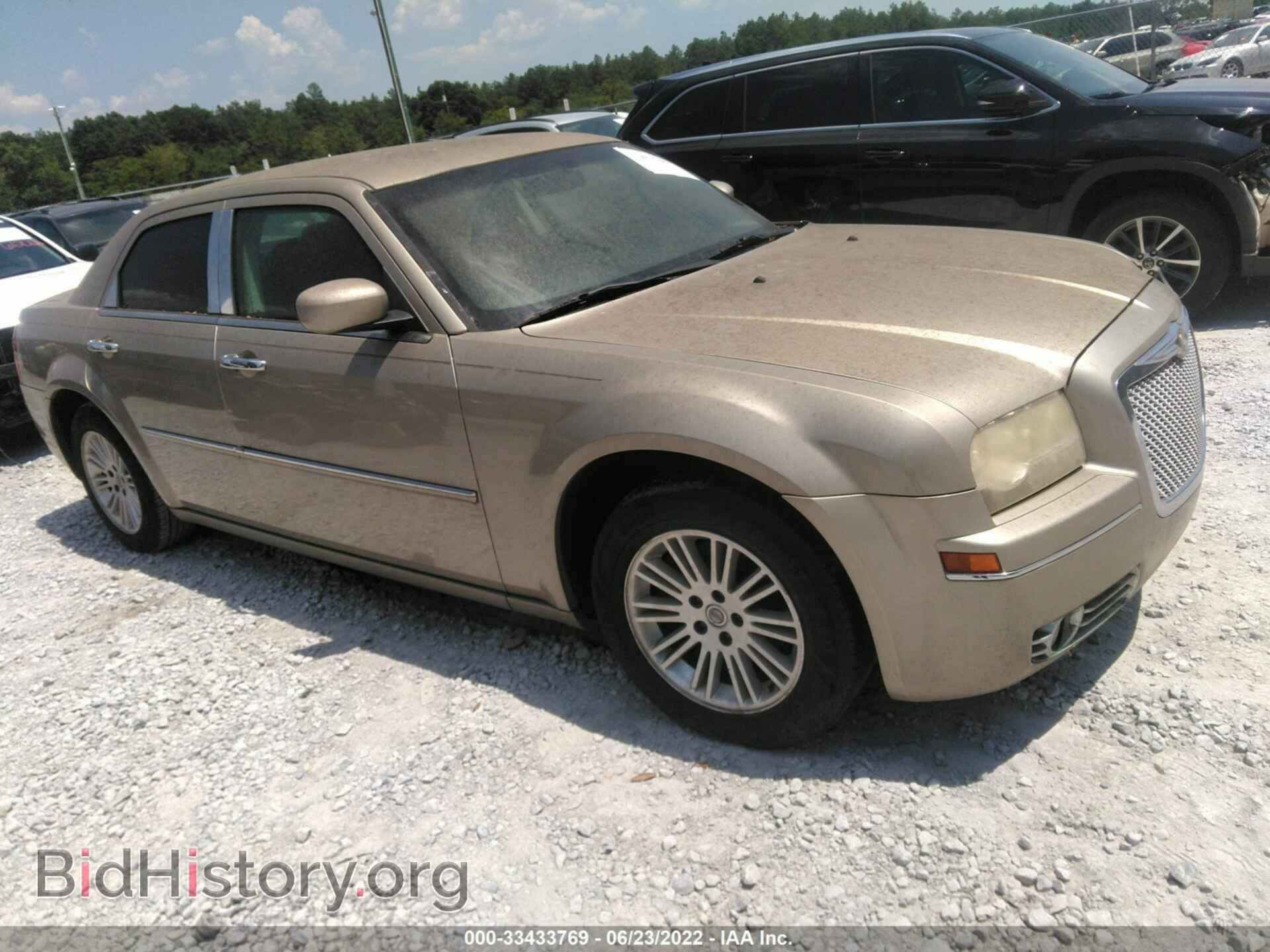 Photo 2C3KA53V09H583791 - CHRYSLER 300 2009