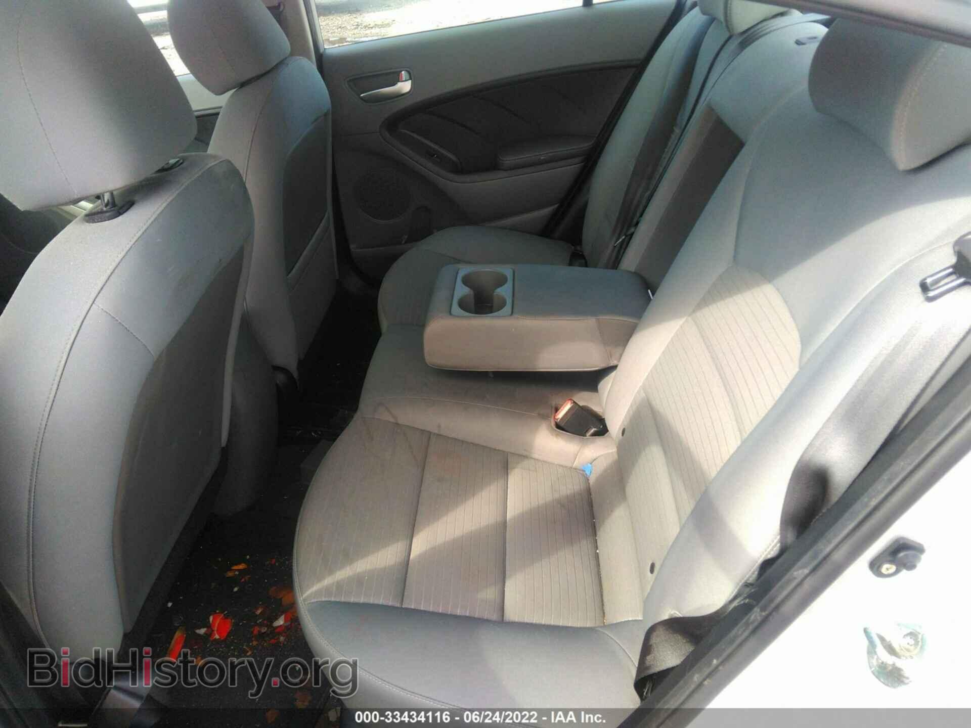 2017 KIA FORTE - VIN: 3KPFL4A7XHE135686 - Фото 8