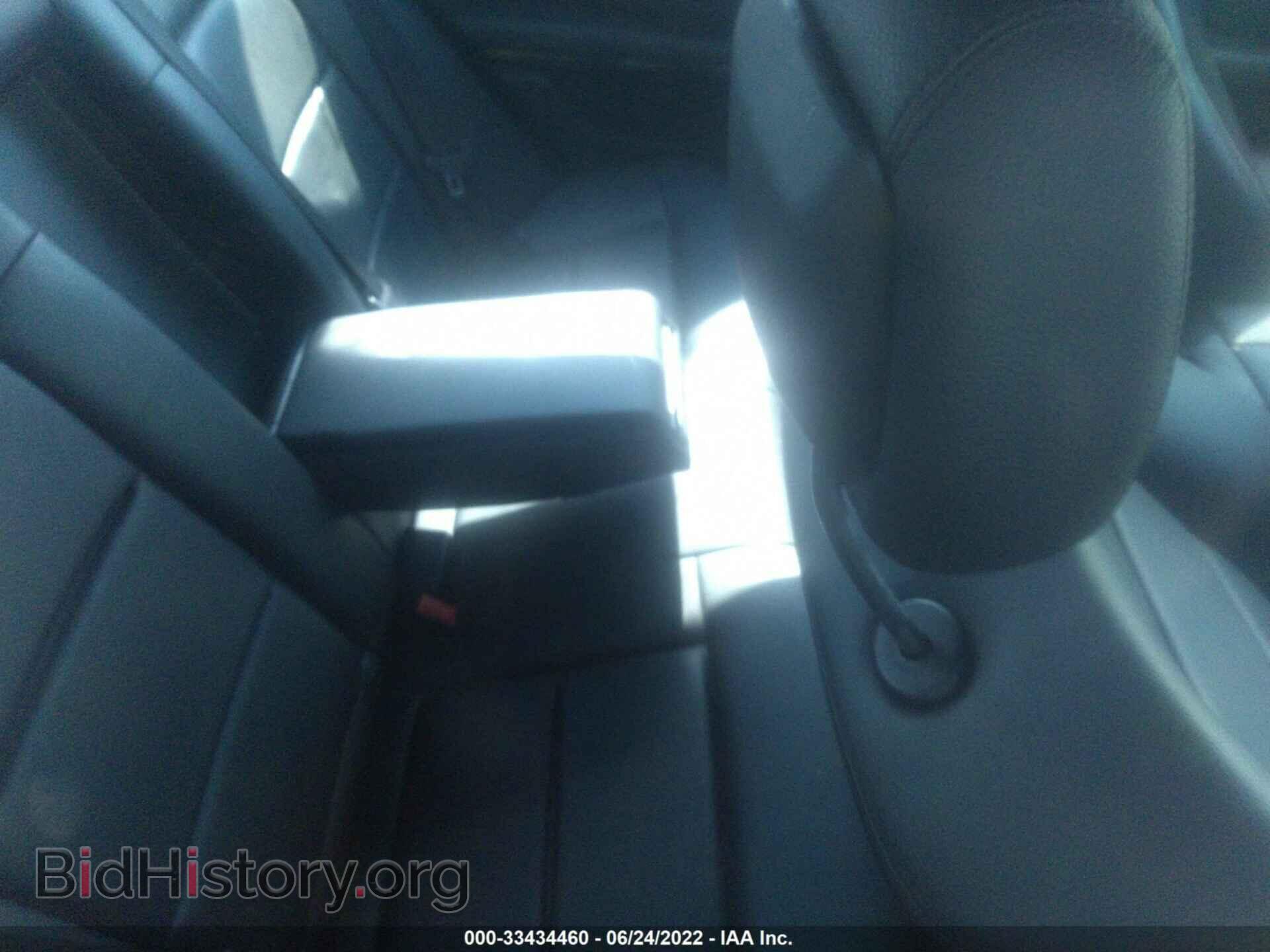 2011 MERCEDES-BENZ E-CLASS - VIN: WDDHF5GB1BA269827 - Фото 8