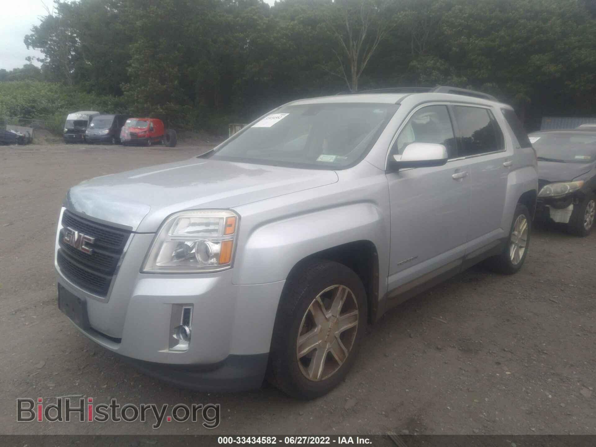 2011 GMC TERRAIN - VIN: 2CTFLTE52B6426486 - Photo 2