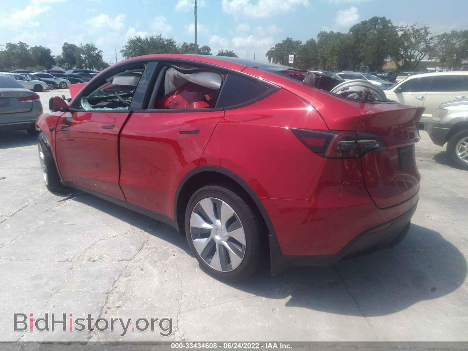 2022 TESLA MODEL Y - VIN: 7SAYGAEE4NF393604 - Photo 3