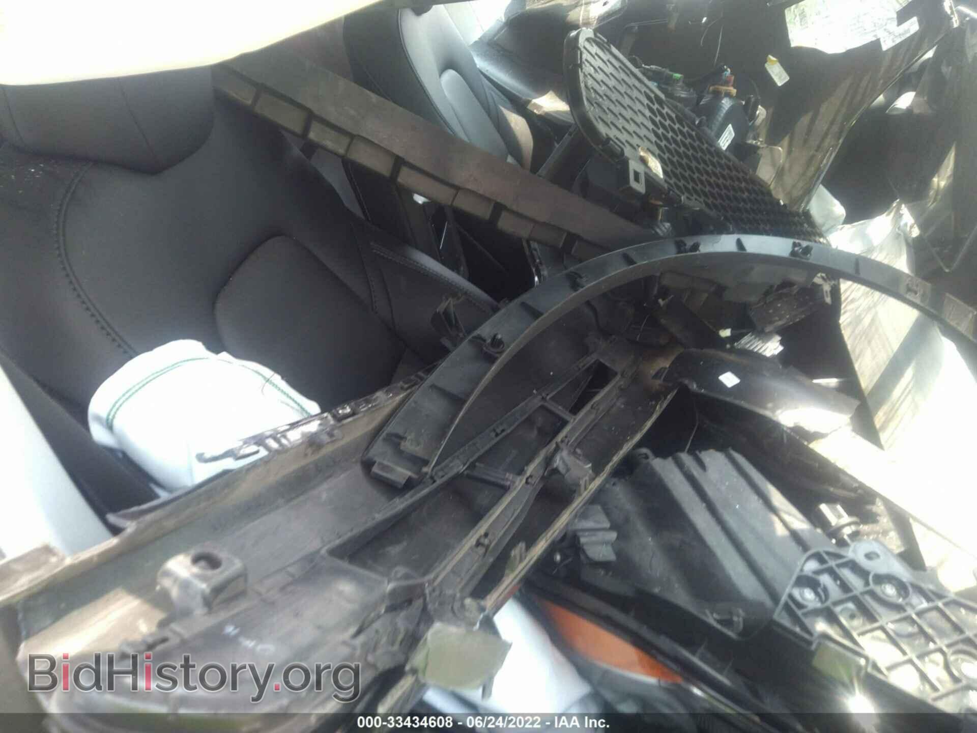 2022 TESLA MODEL Y - VIN: 7SAYGAEE4NF393604 - Photo 5