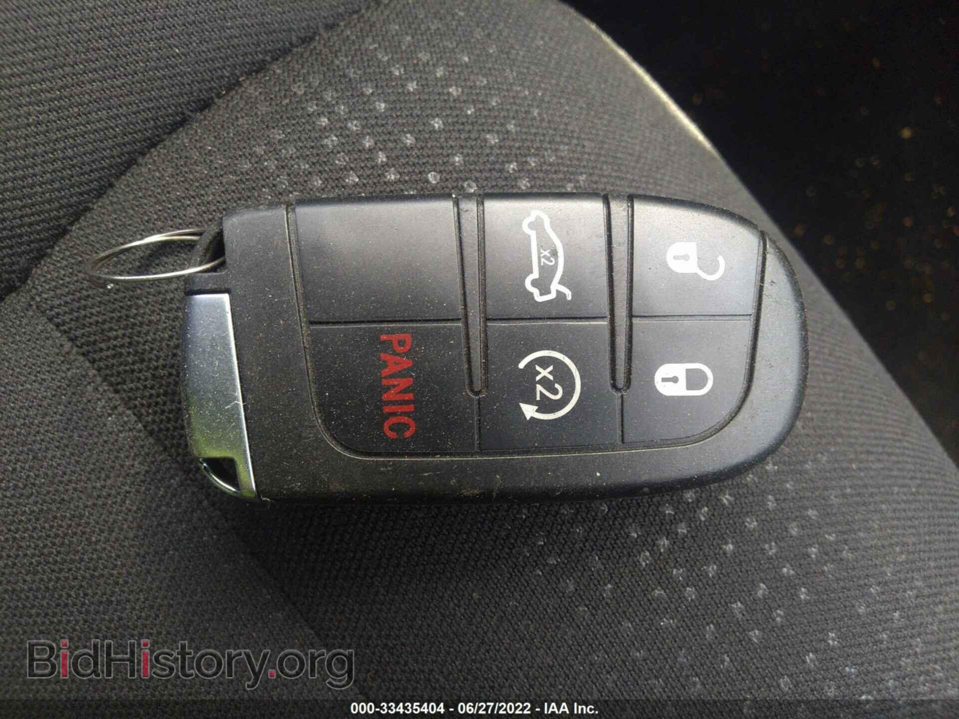 2015 CHRYSLER 200 - VIN: 1C3CCCAB1FN657282 - Фото 11
