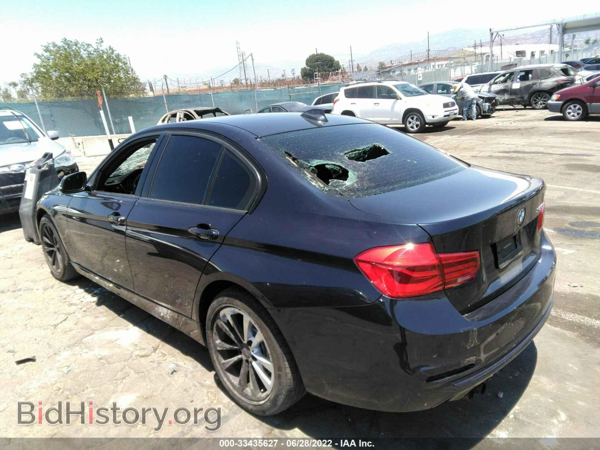 2016 BMW 3 SERIES - VIN: WBA8E9G59GNT46021 - Фото 3