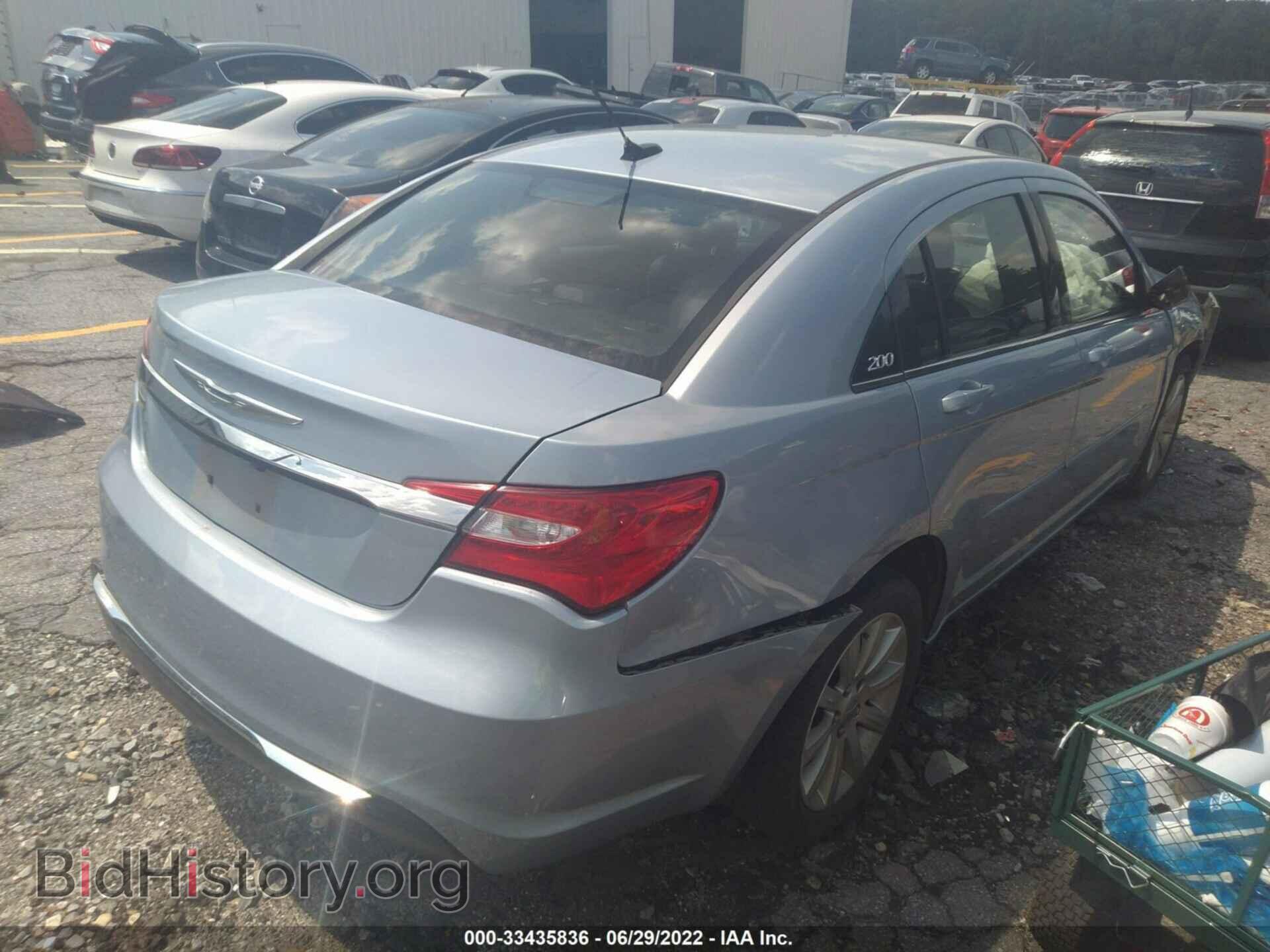 2013 CHRYSLER 200 - VIN: 1C3CCBBG1DN696391 - Photo 4