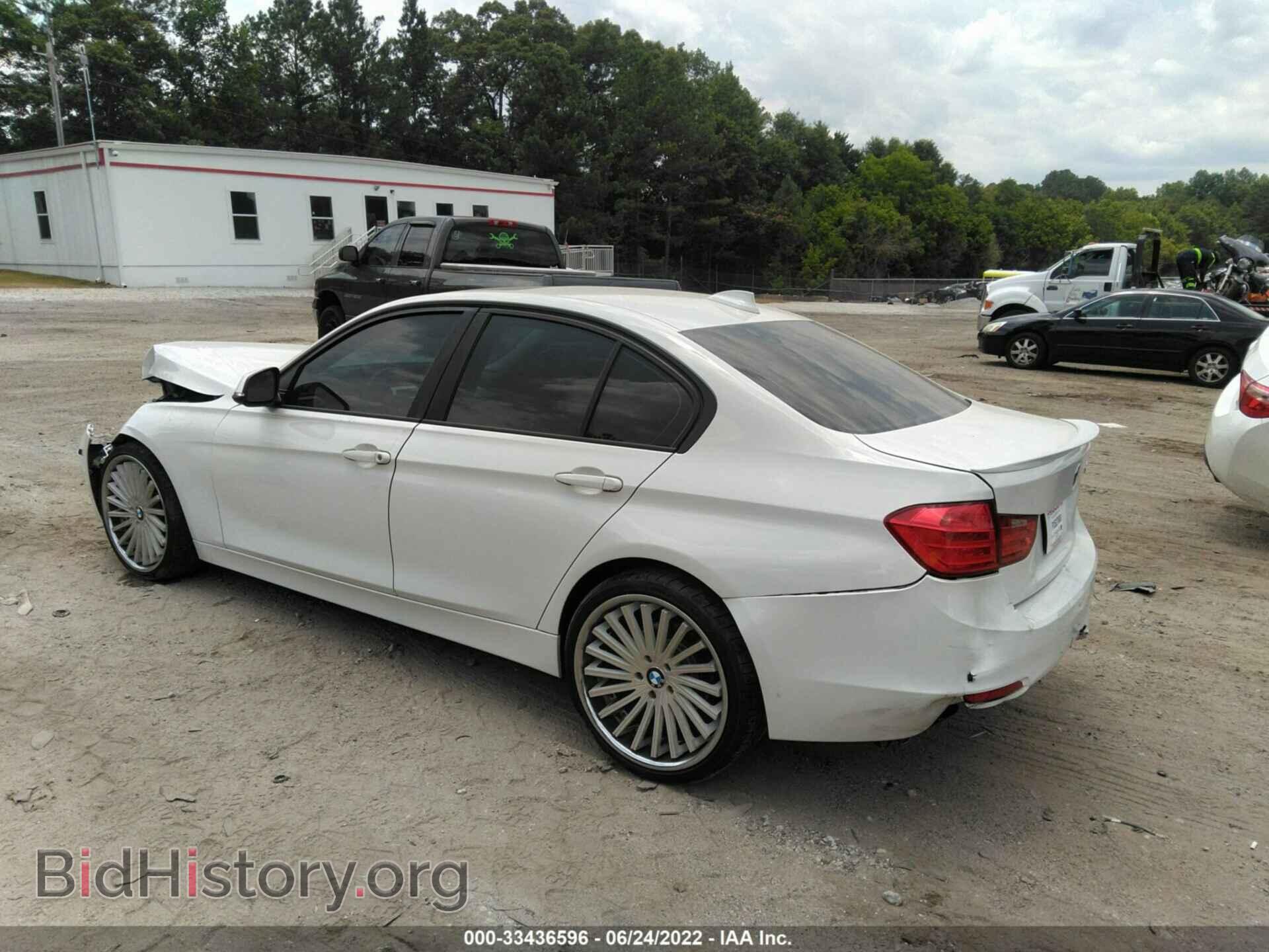 2012 BMW 3 SERIES - VIN: WBA3A5C55CF348311 - Фото 3