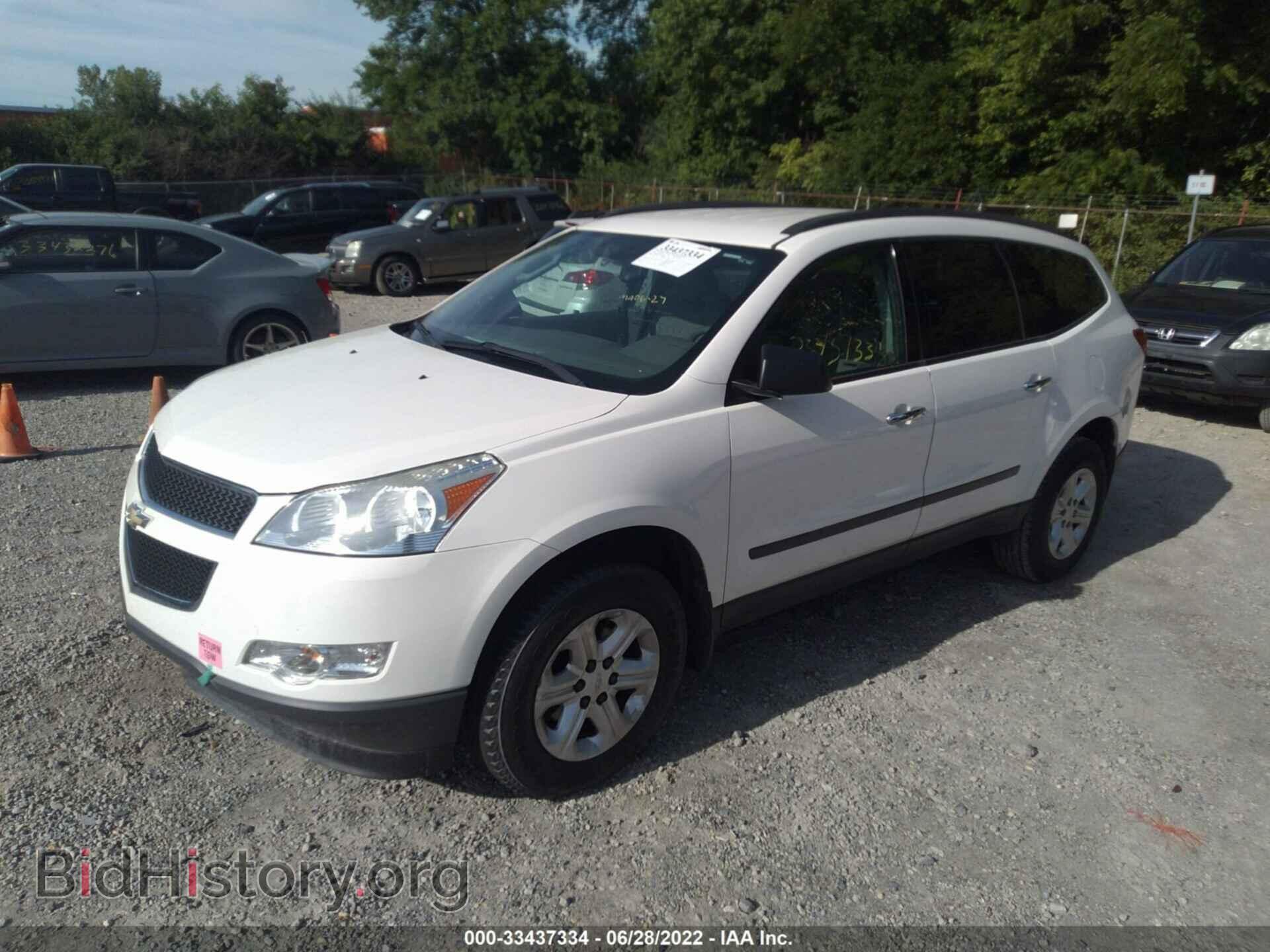 2011 CHEVROLET TRAVERSE - VIN: 1GNKRFED1BJ414325 - Фото 2